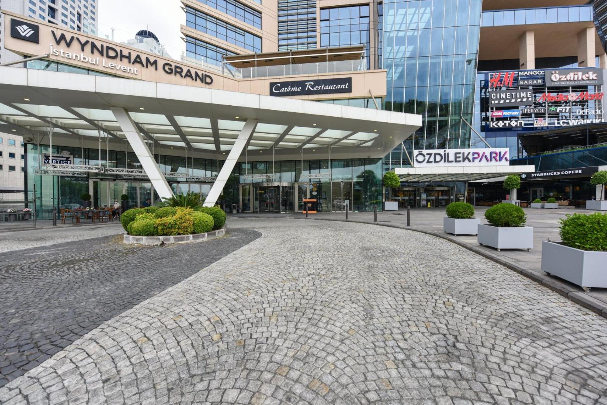 Wyndham Grand İstanbul Levent - Image 15