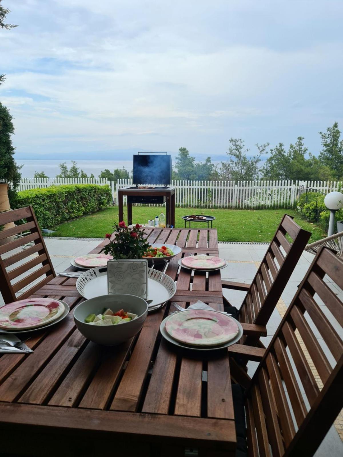 Janis Seaview Villa view 4