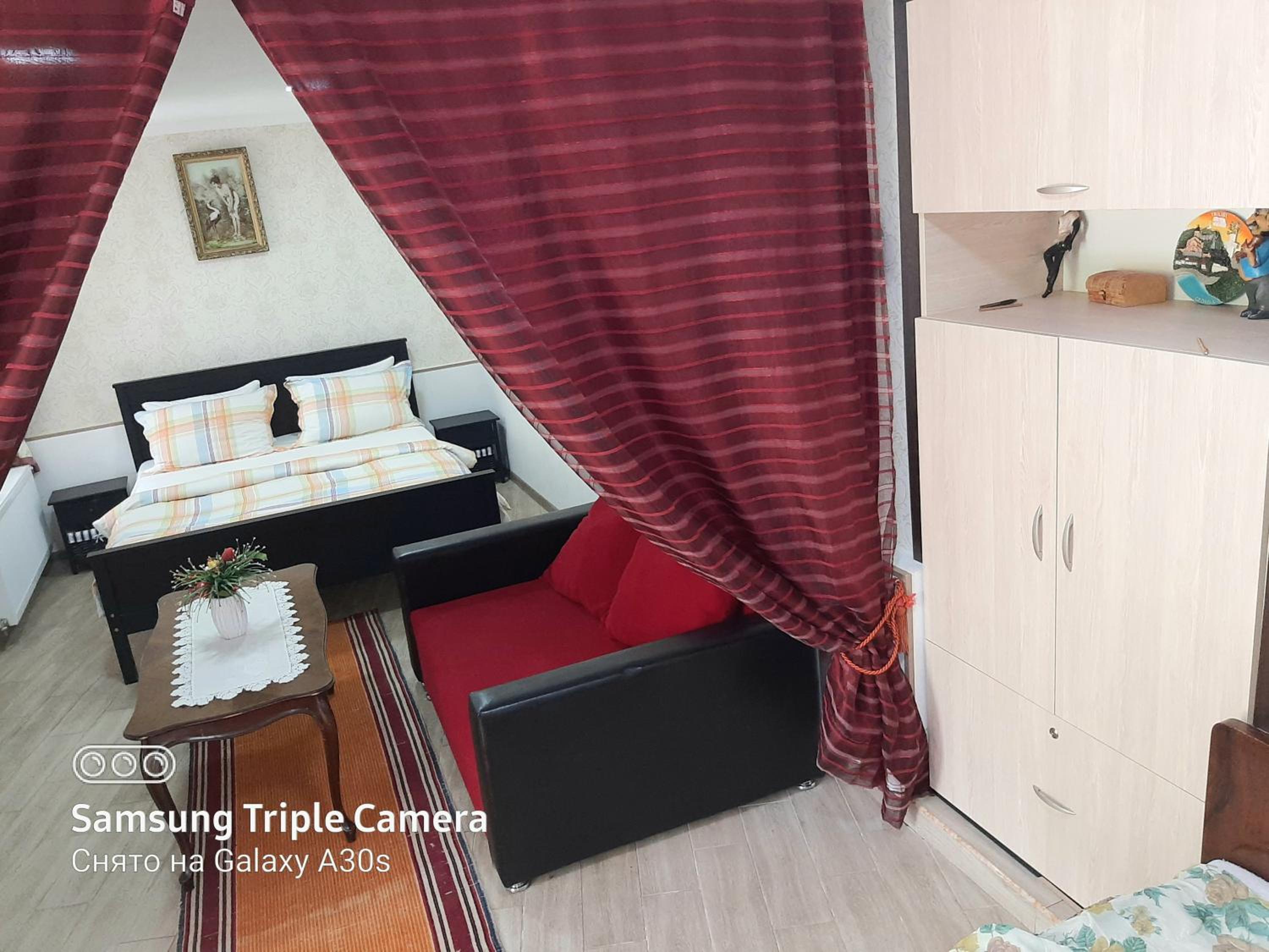 Guest House Ucha view 3