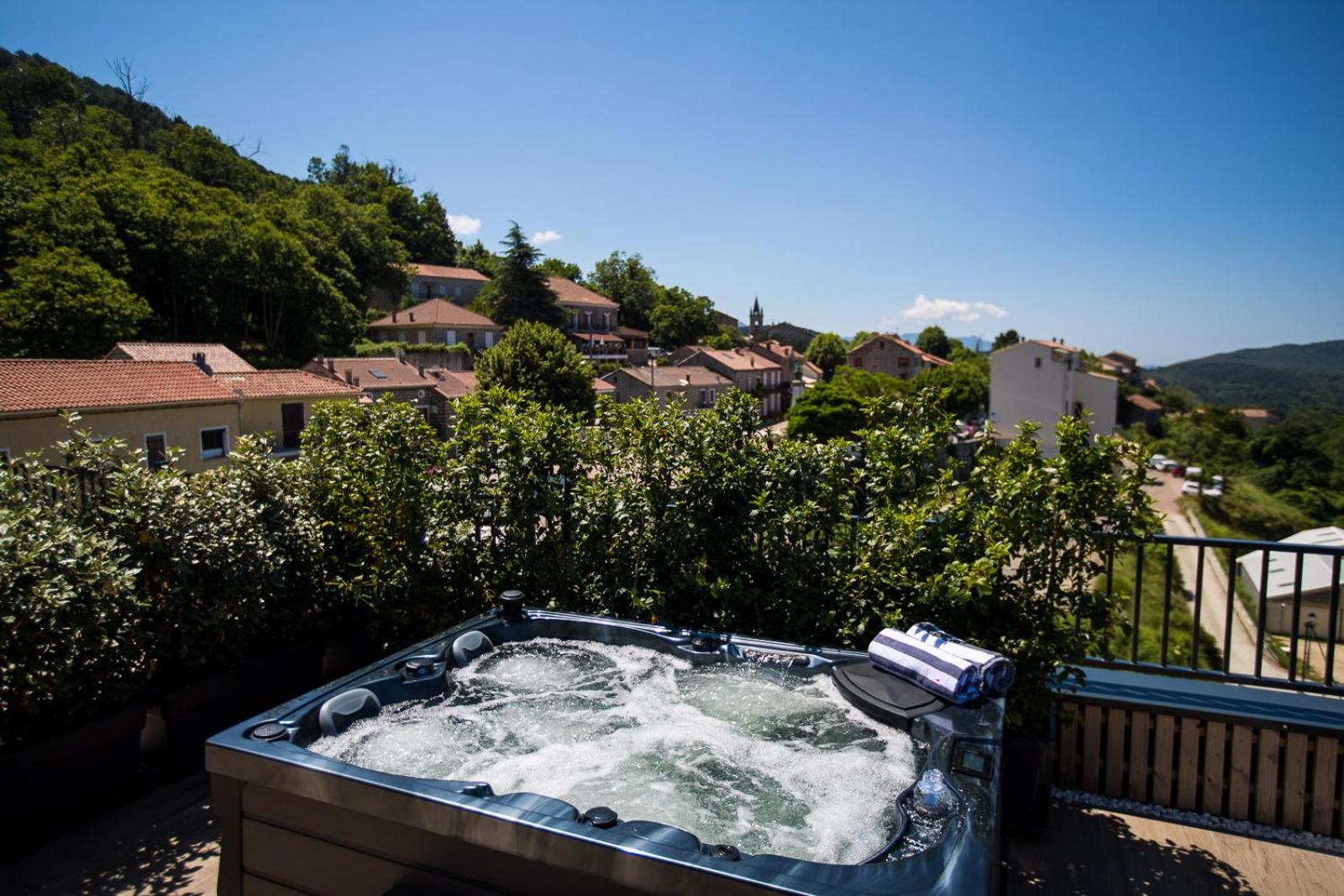 Jacuzzi