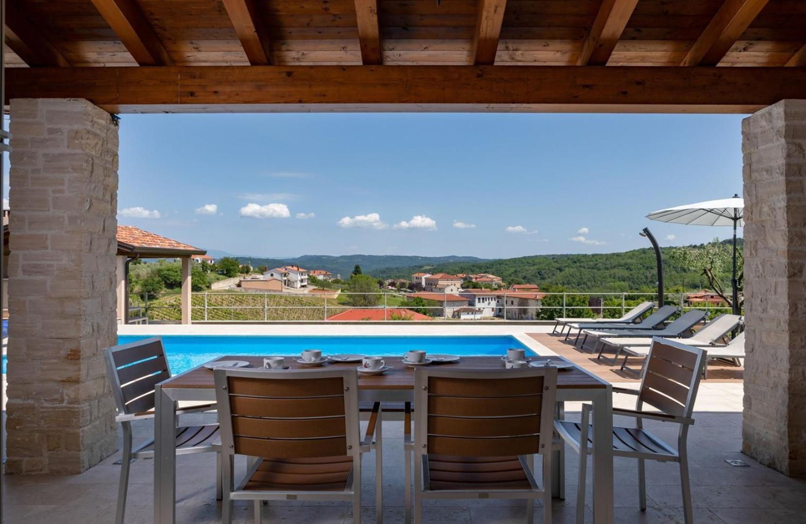 Villa Vor Ort view 5