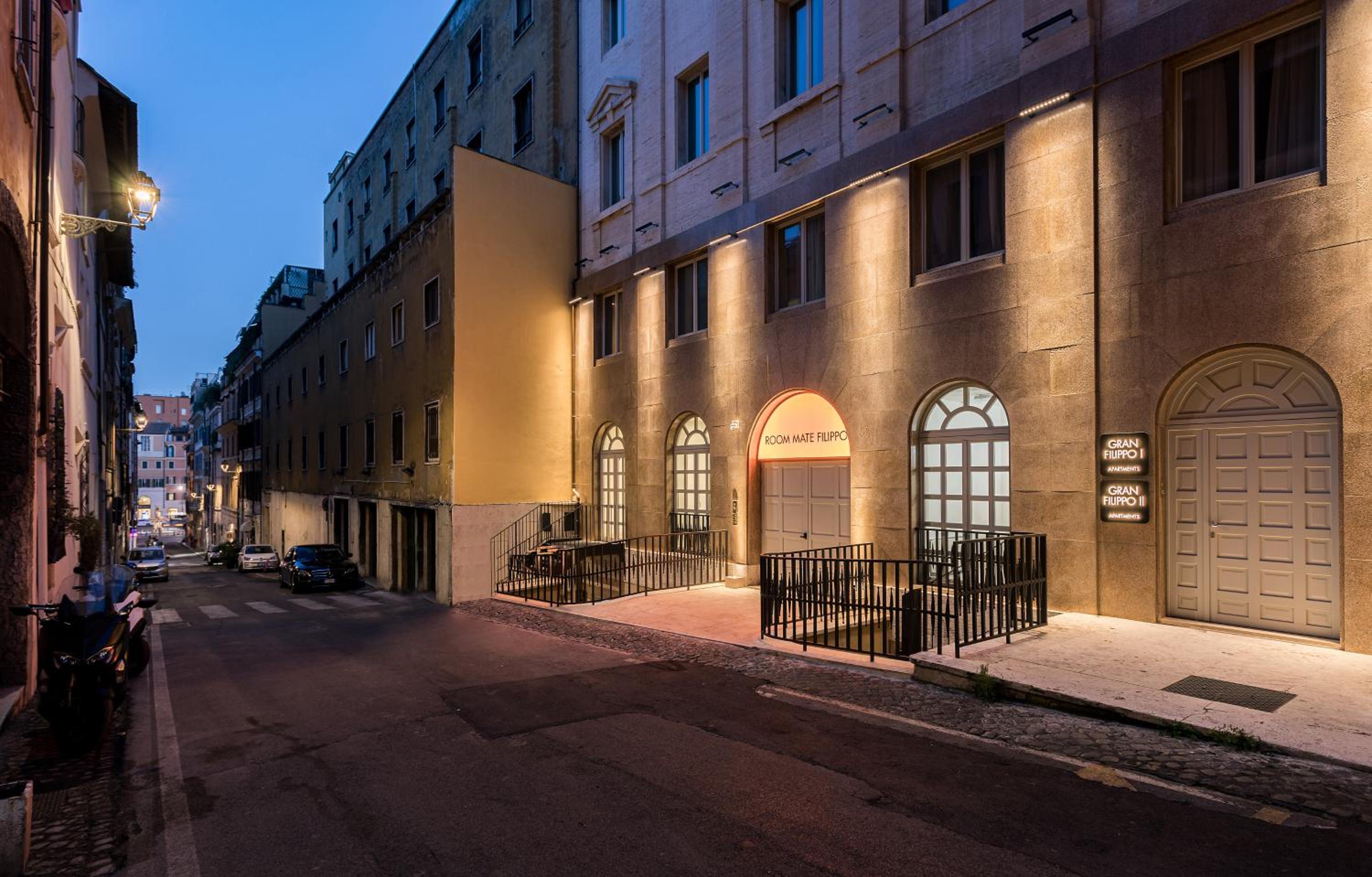 Hotel Room Mate Filippo - Image 1