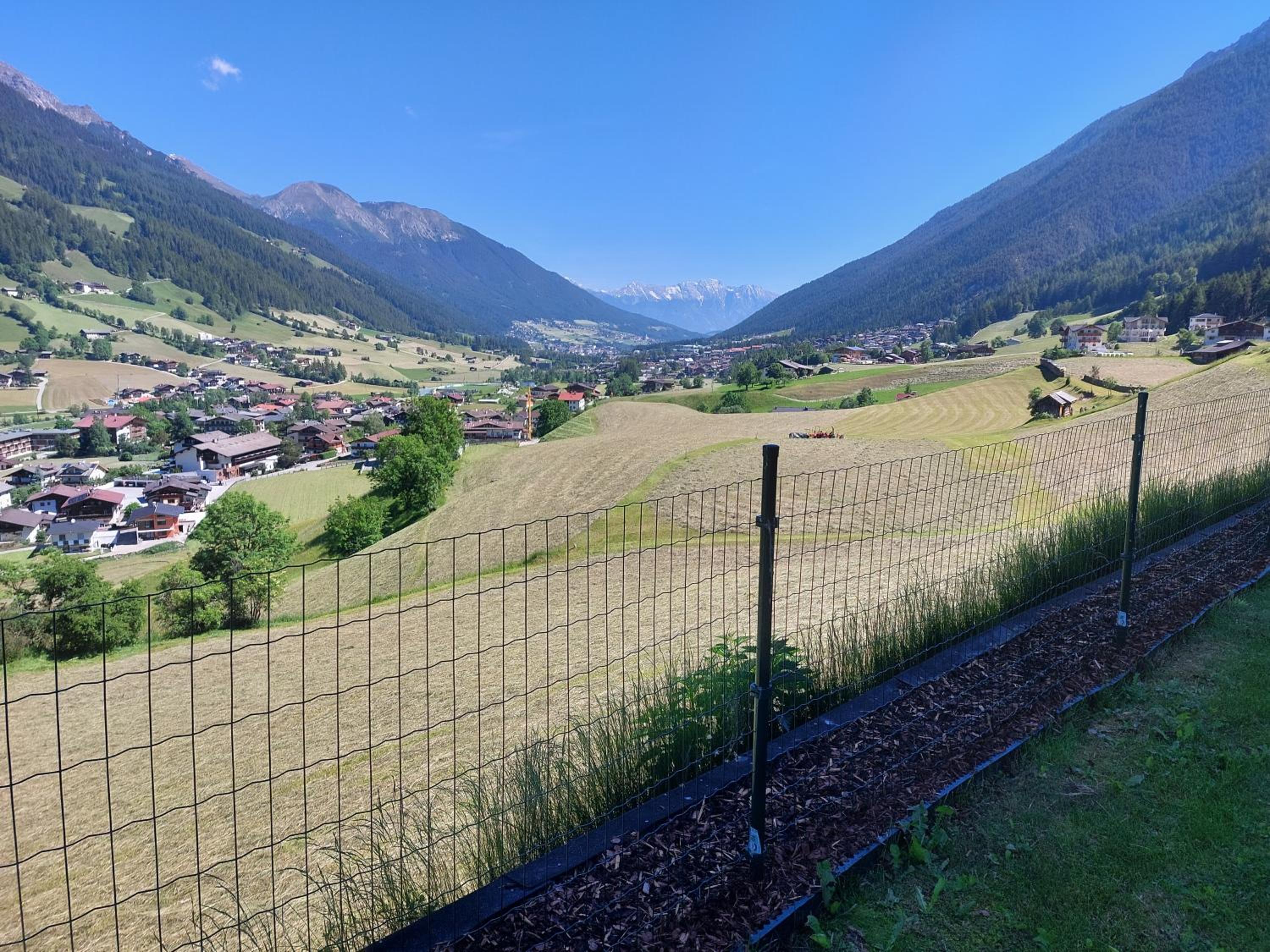 Ferienwohnung Alpenherz view 3