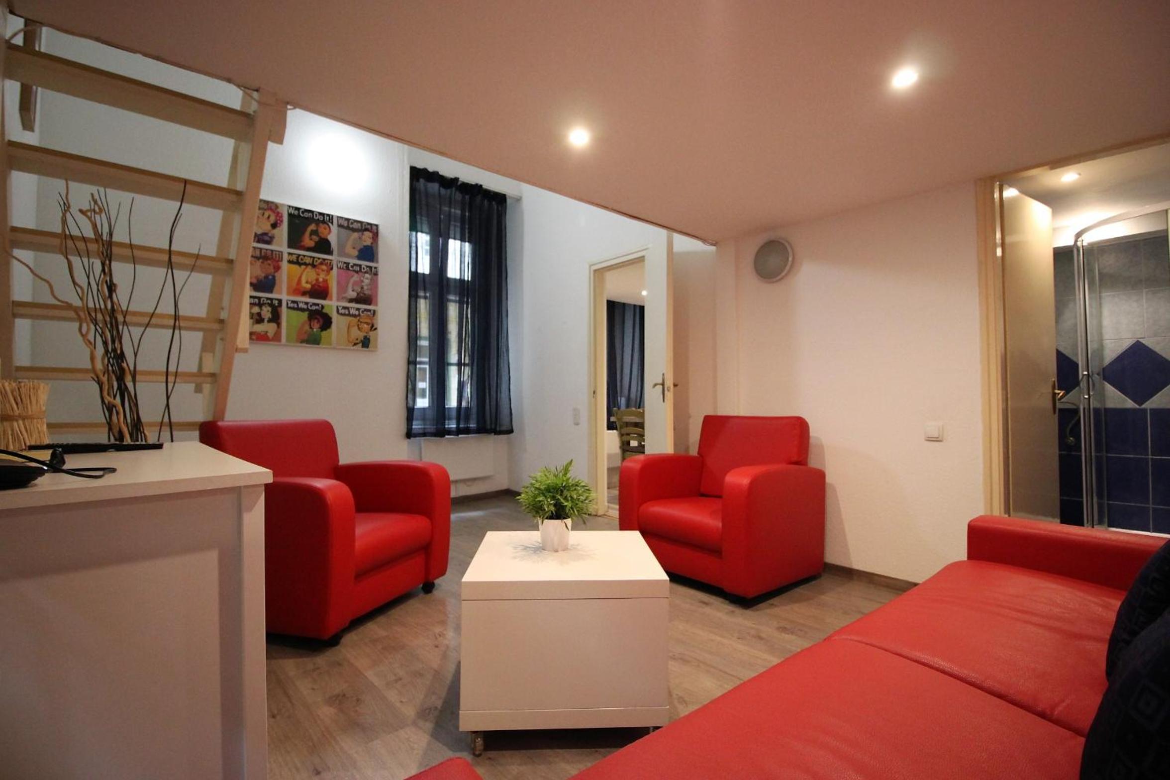 Budapest Easy Flat Opera view 2