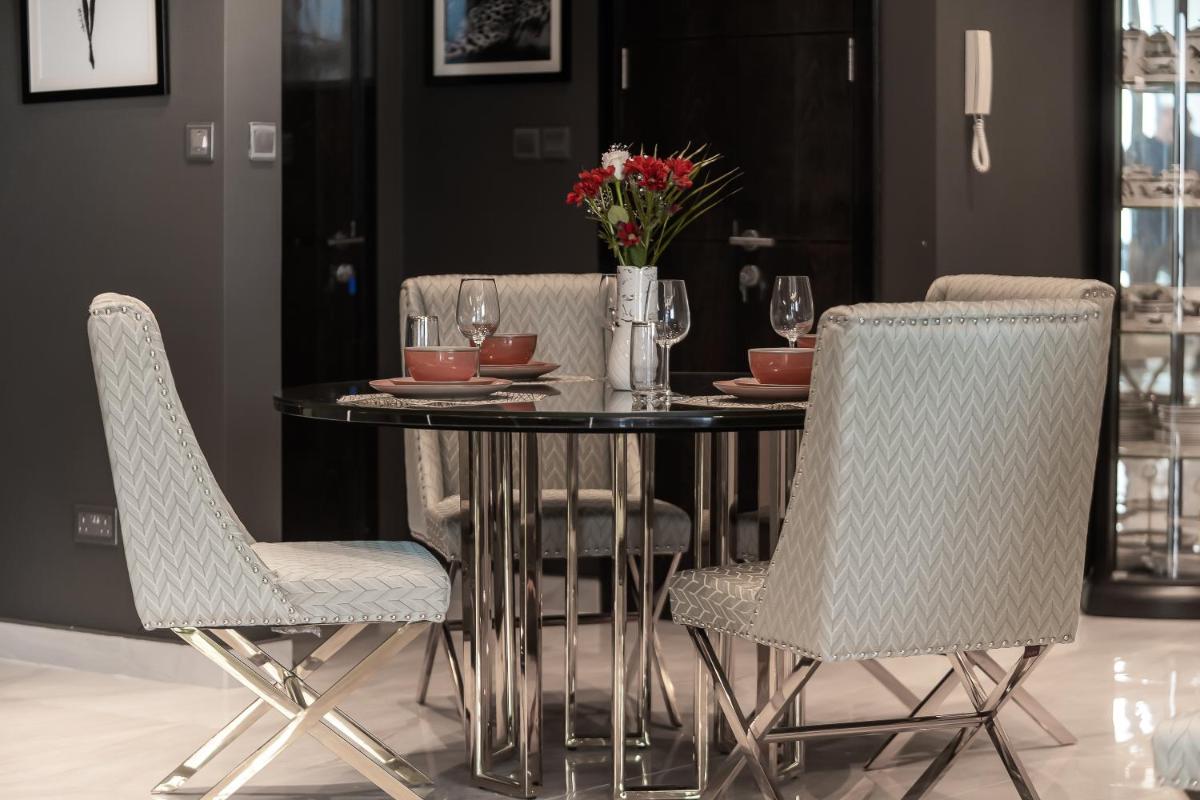 HiGuests - Luxury Apartment, 10-min Walk to Dubai Harbor