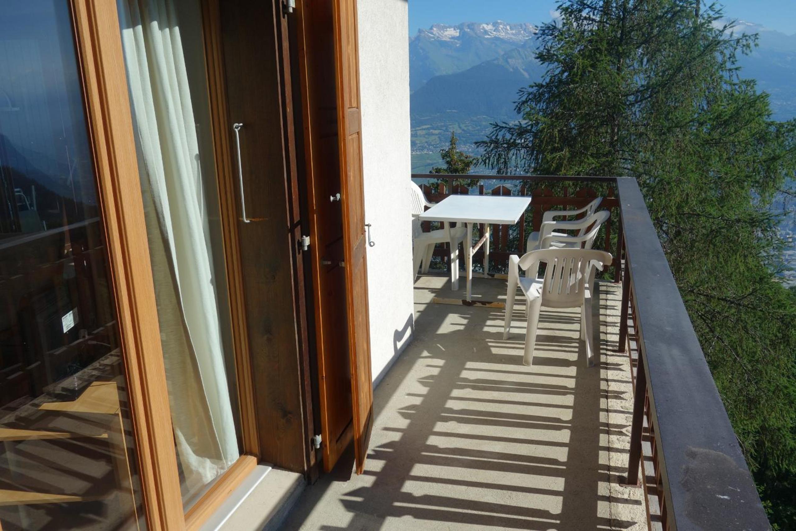 Melezes K SKI LIFT & NATURE apartments by Alpvision Résidences