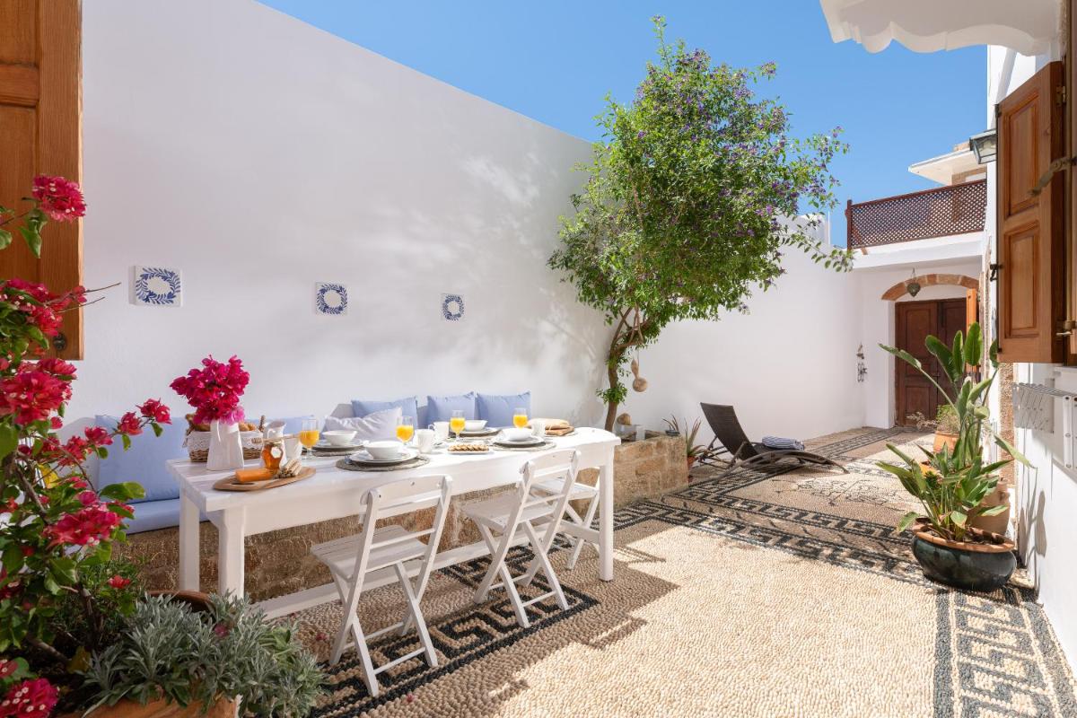 Villa Lindia photo 2