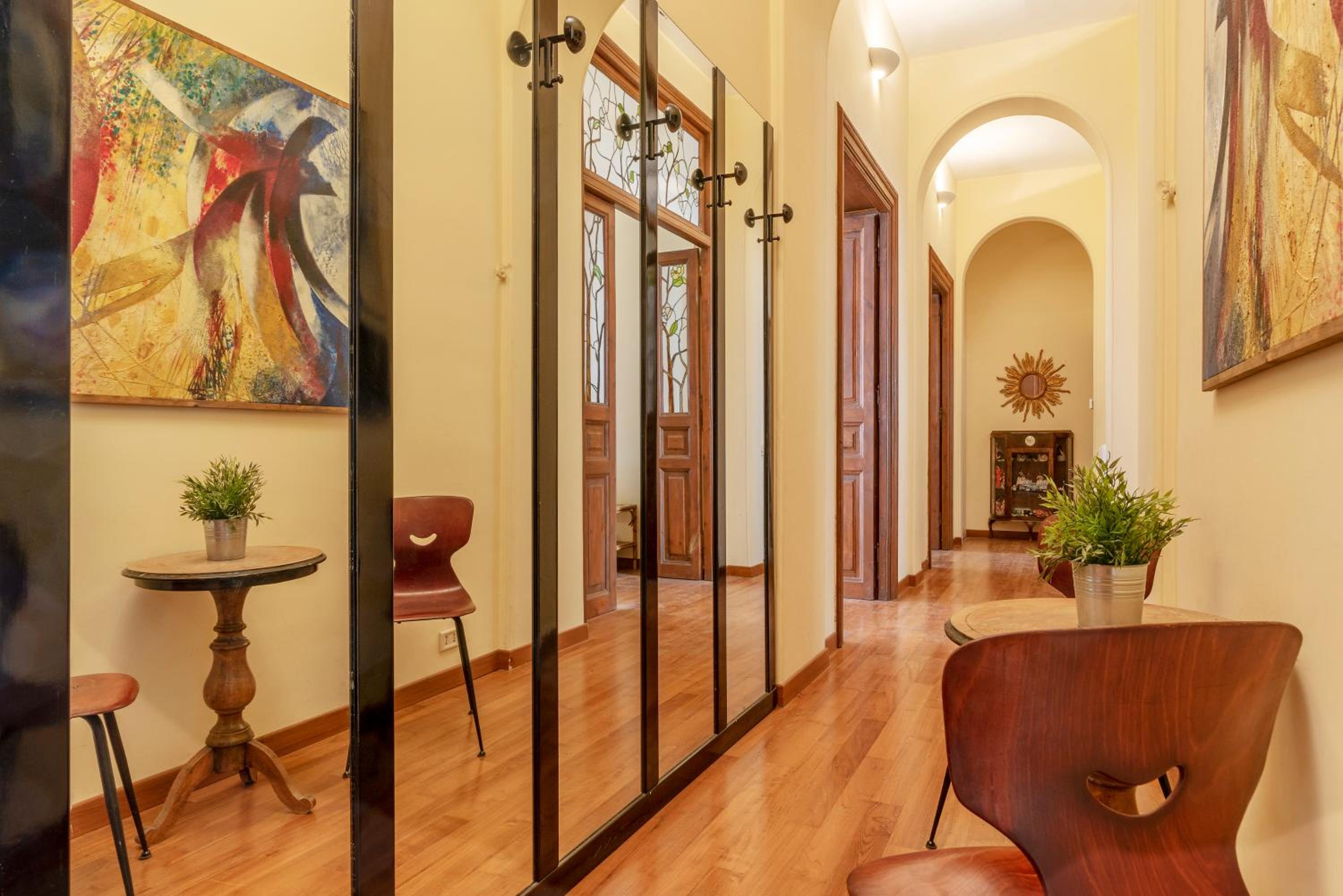 GuestHost - Termini Central and Elegant Apartment