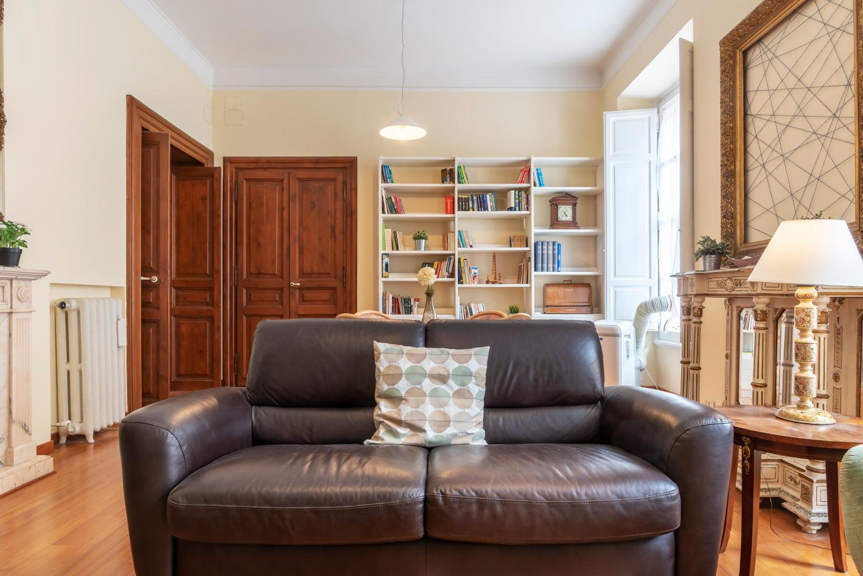 GuestHost - Termini Central and Elegant Apartment