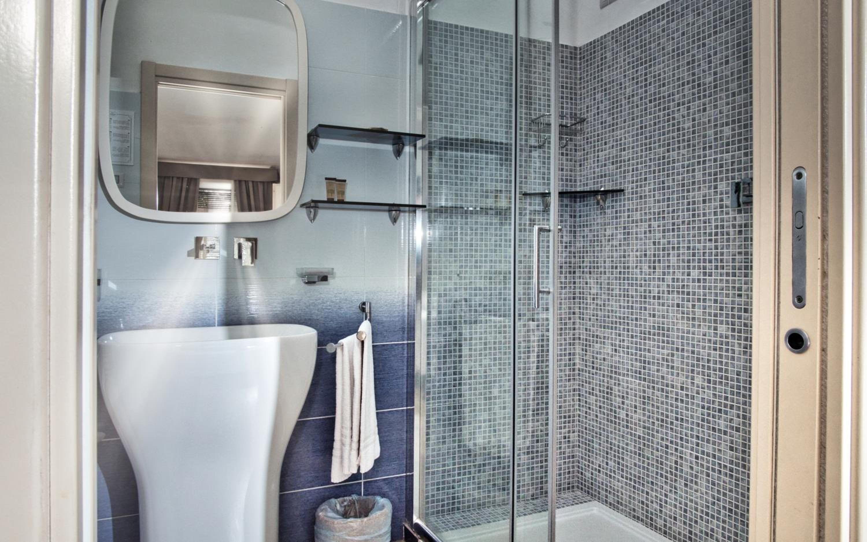 Smart Suite & Apartments