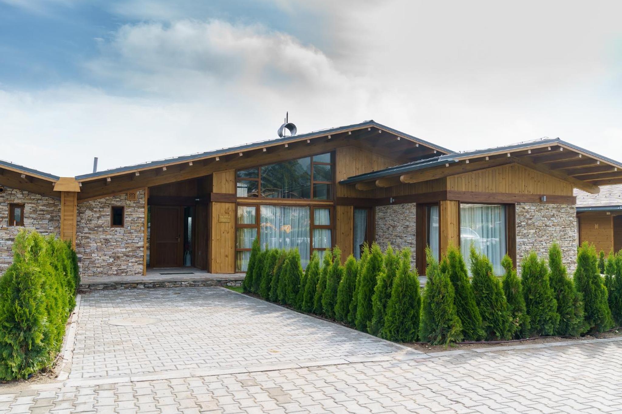 The House on the Green in Pirin Golf