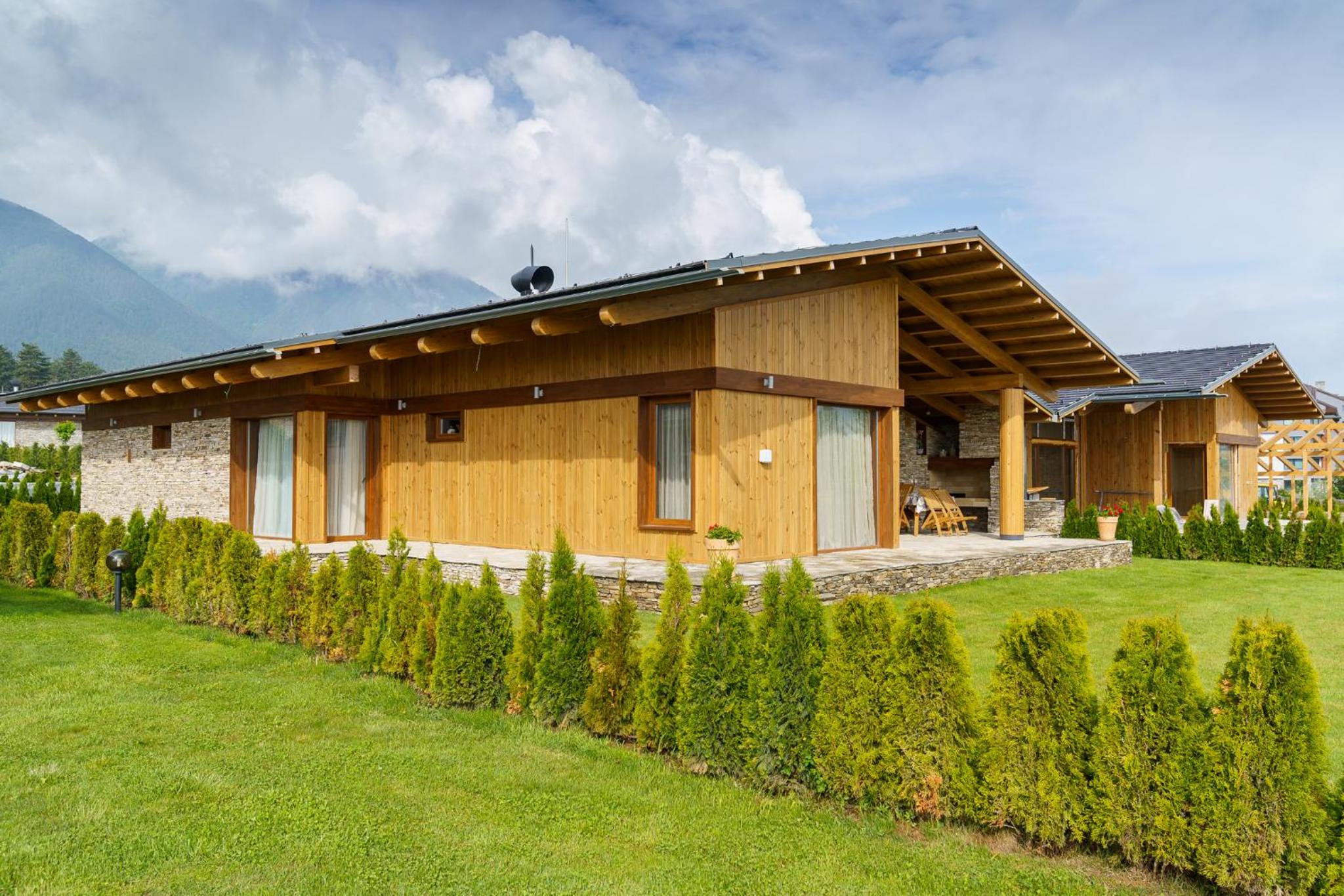 The House on the Green in Pirin Golf