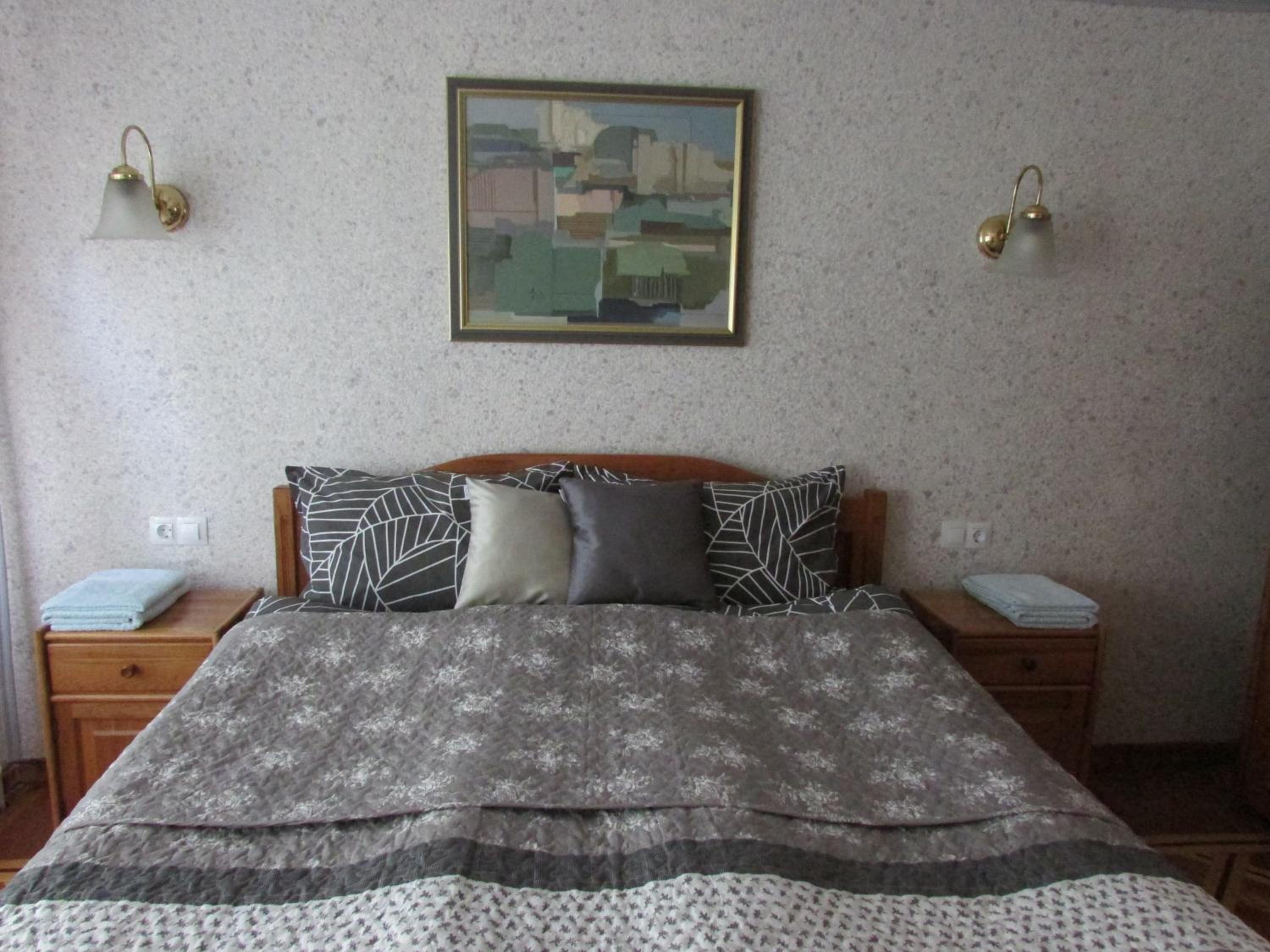 Home with the veranda (B&B) free parking