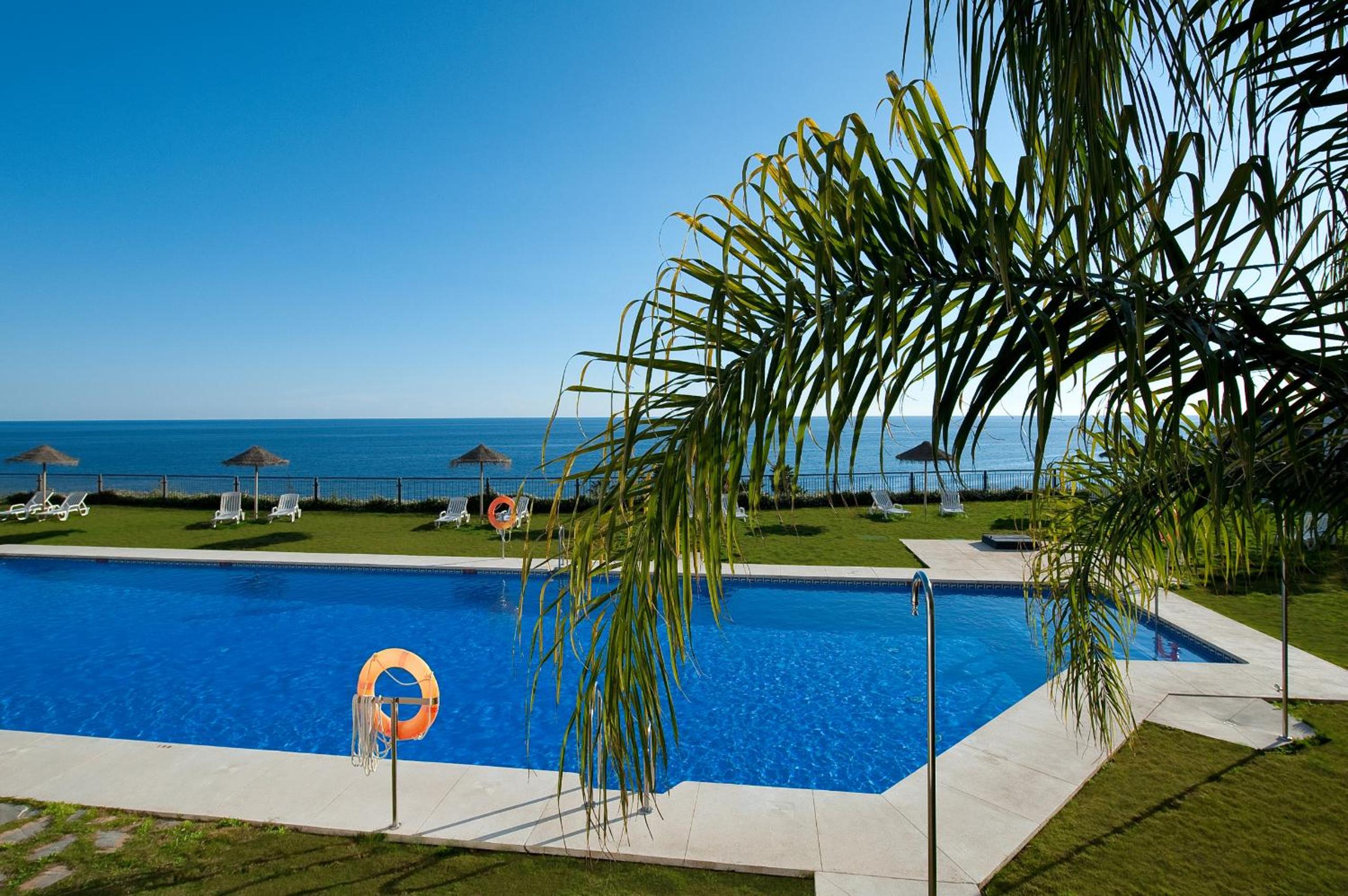 Impresionante apartamento vista mar frontal view 5