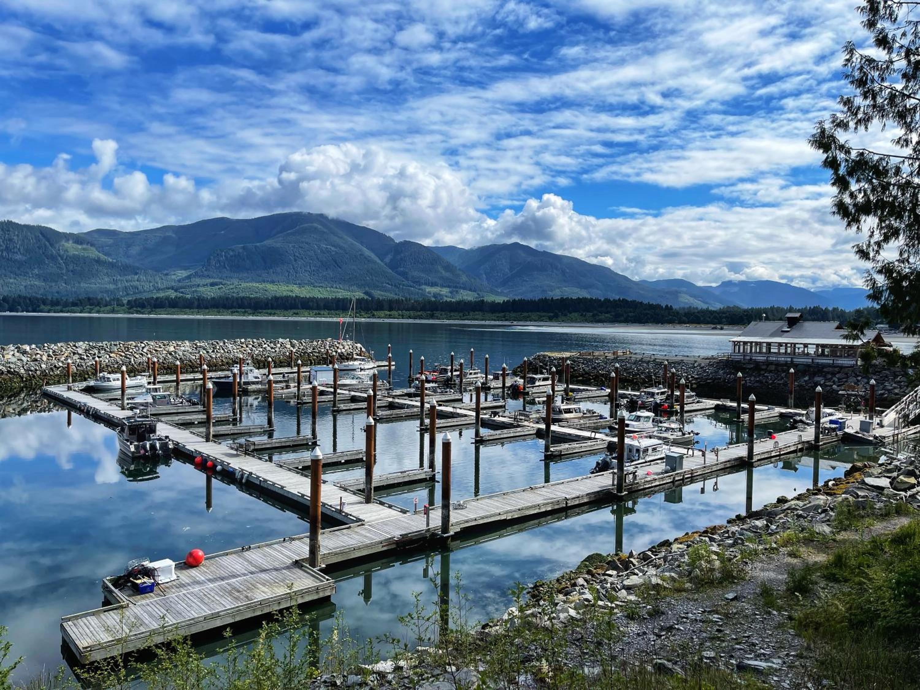 Port Renfrew Oceanfront Retreat