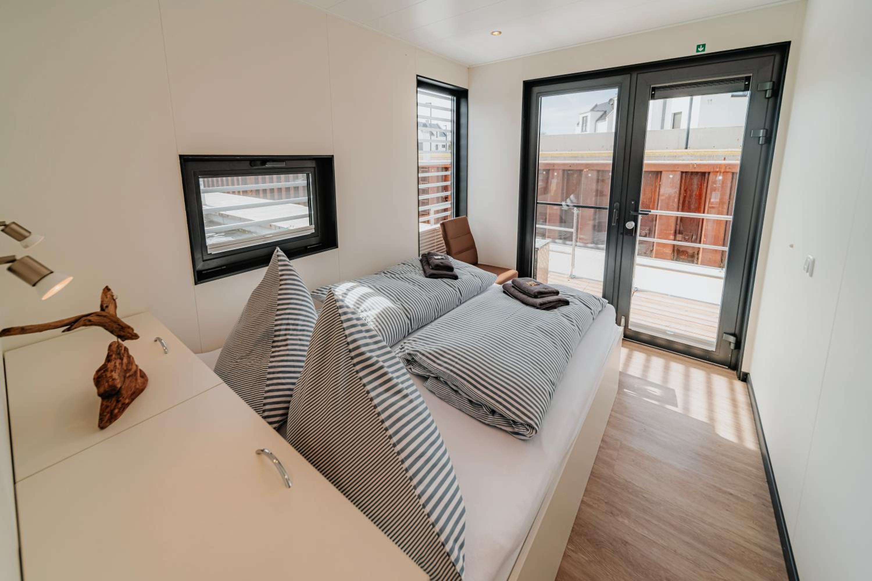 Schwimmendes Ferienhaus 