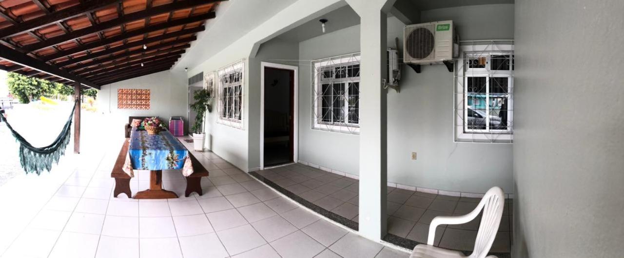 CASA COMPLETA para alugar na Praia da Pinheira.