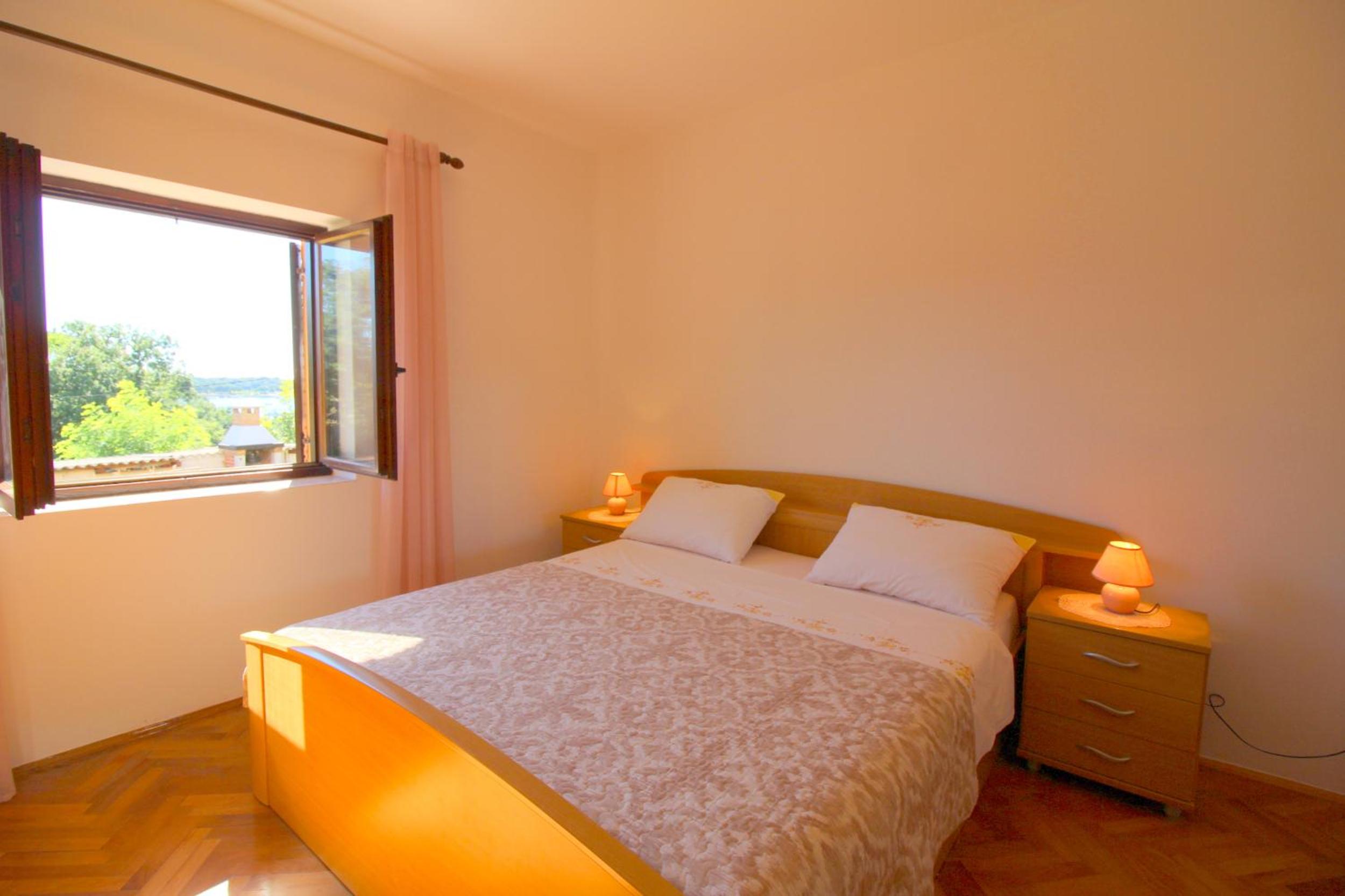 Apartment Liliana near beach view 5