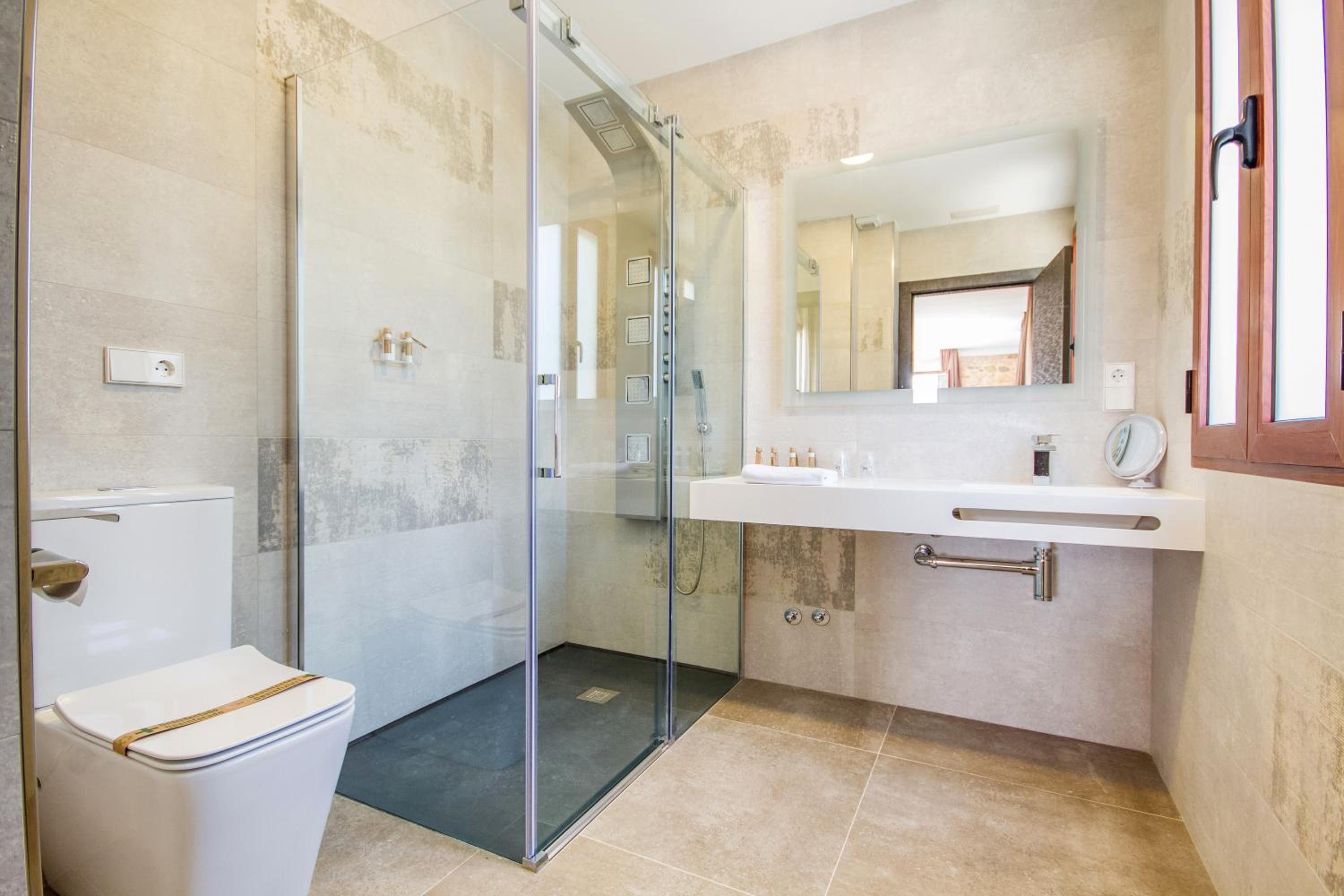 YOUNG Hotels Denia view 3