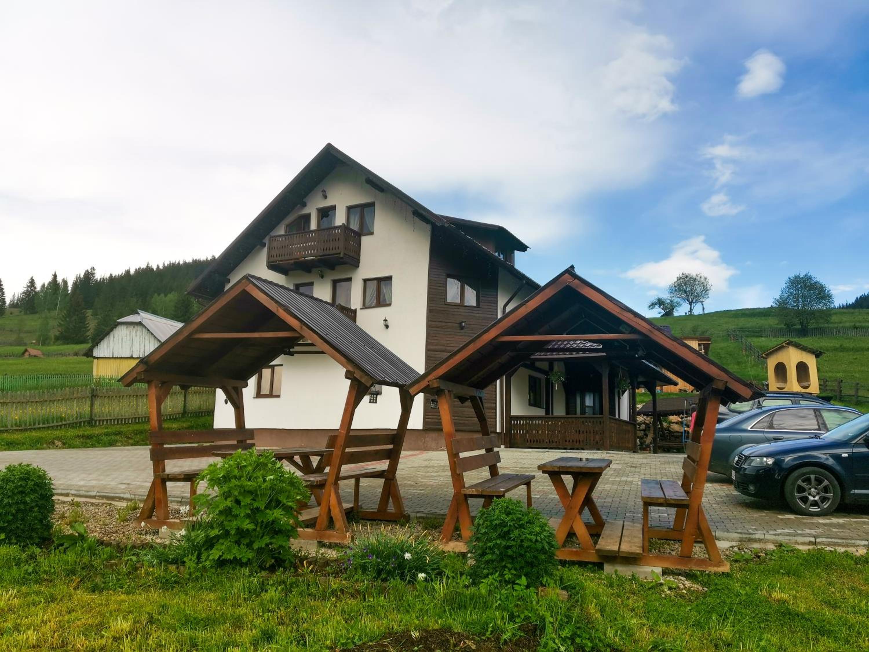Casa din Plai - Bucovina view 2