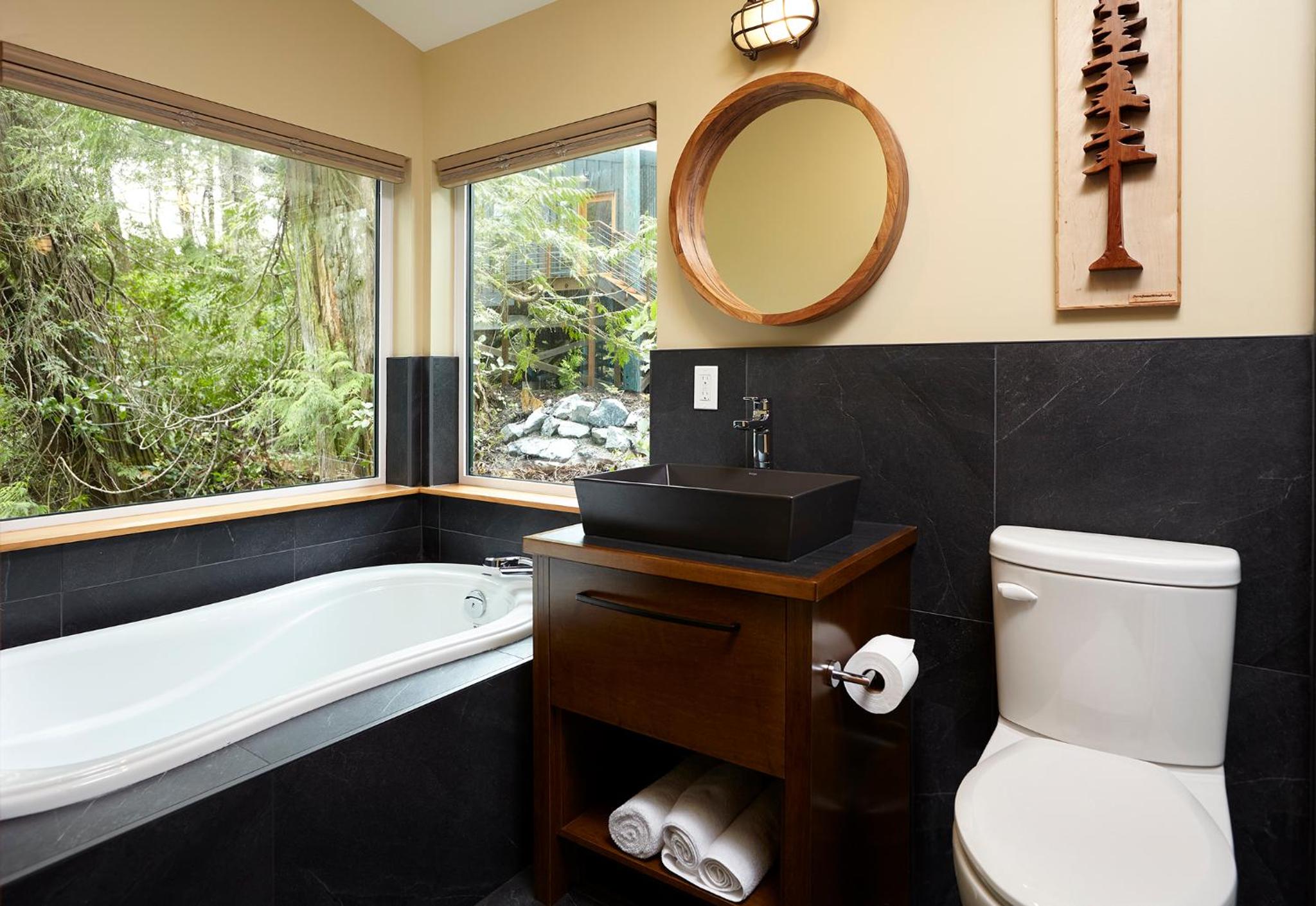 Tofino Vacations - Middle Beach Lodge - Property Image 6