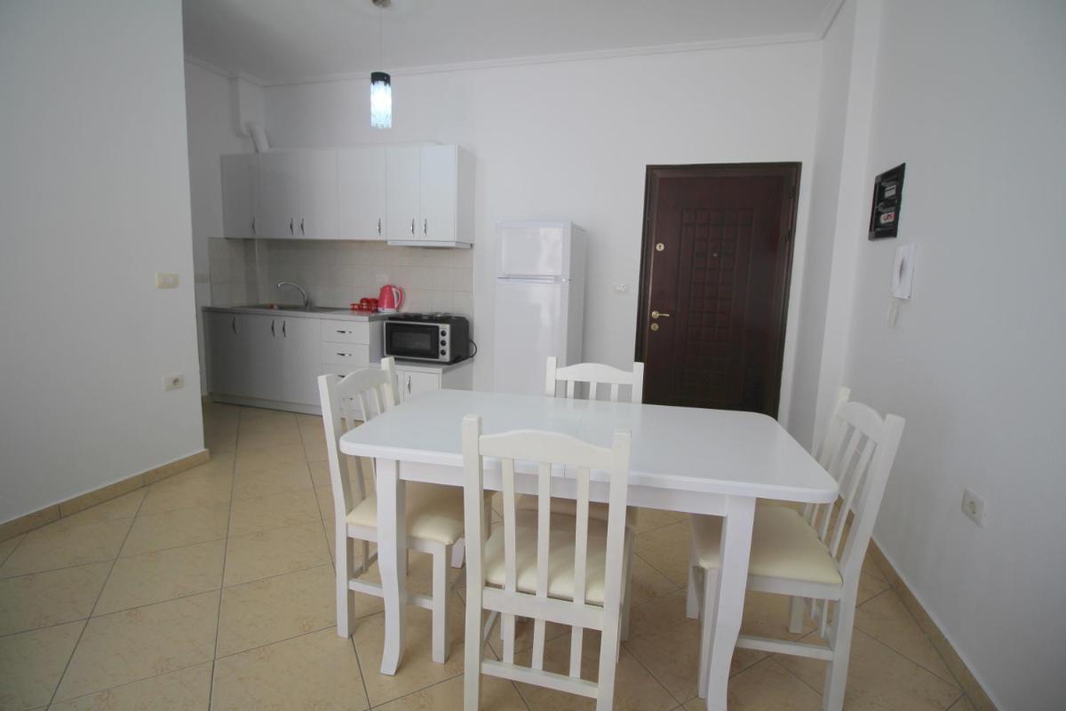 Eleana Apartments