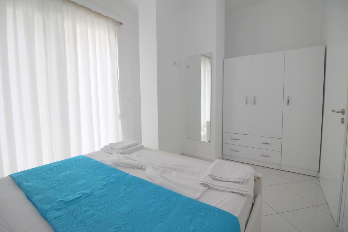 Eleana Apartments