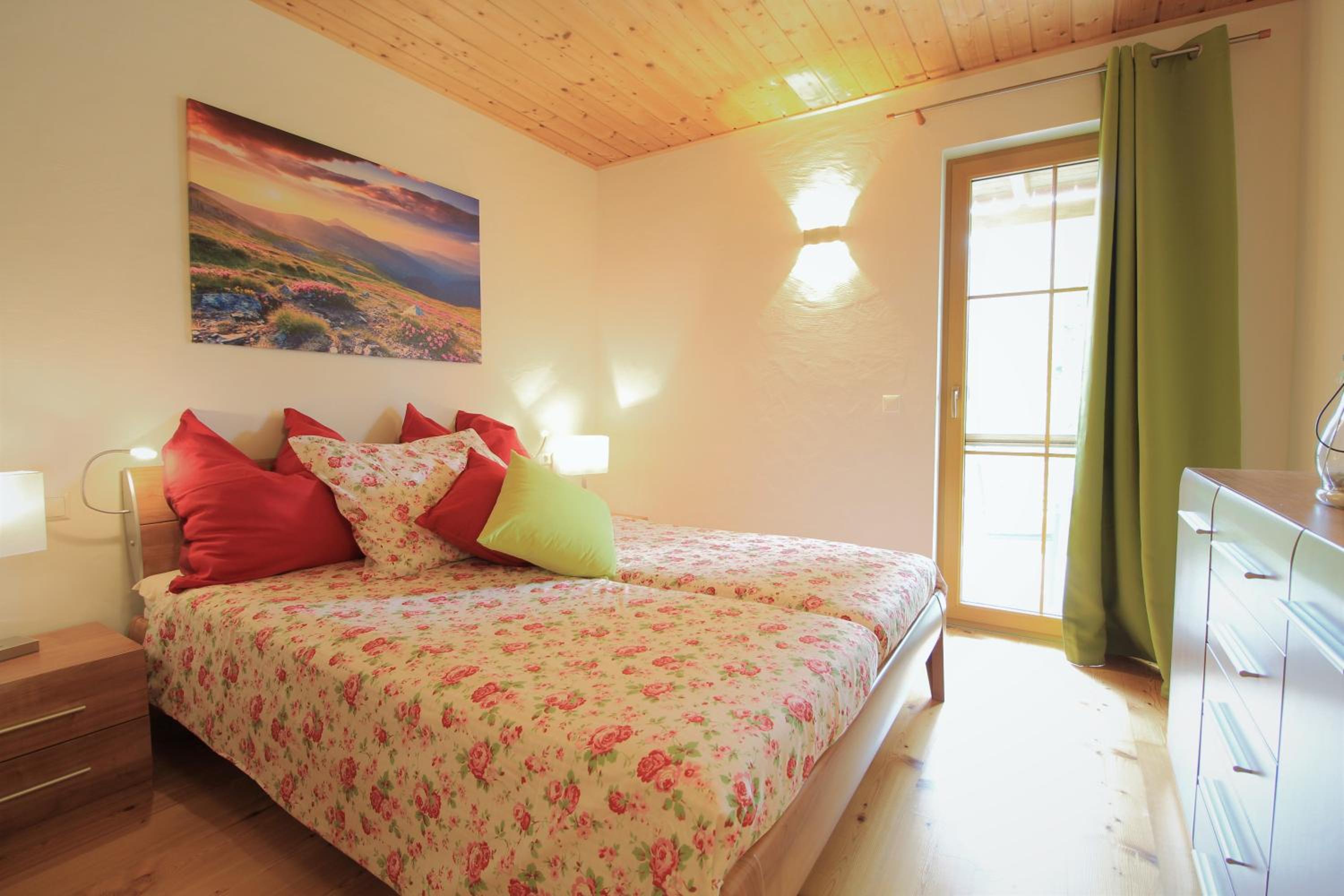KRAABICHL SUNSHINE APARTMENT