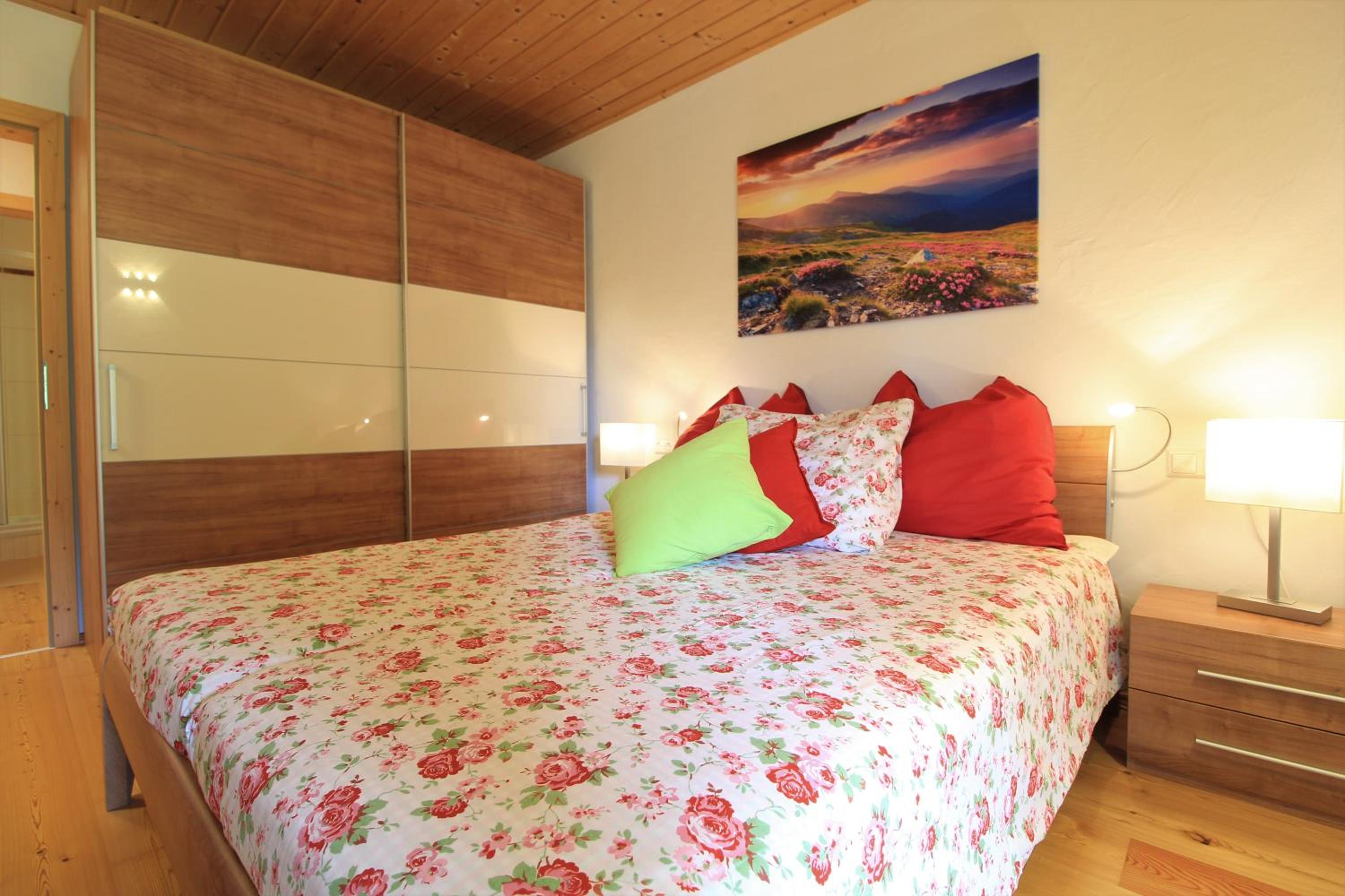 KRAABICHL SUNSHINE APARTMENT