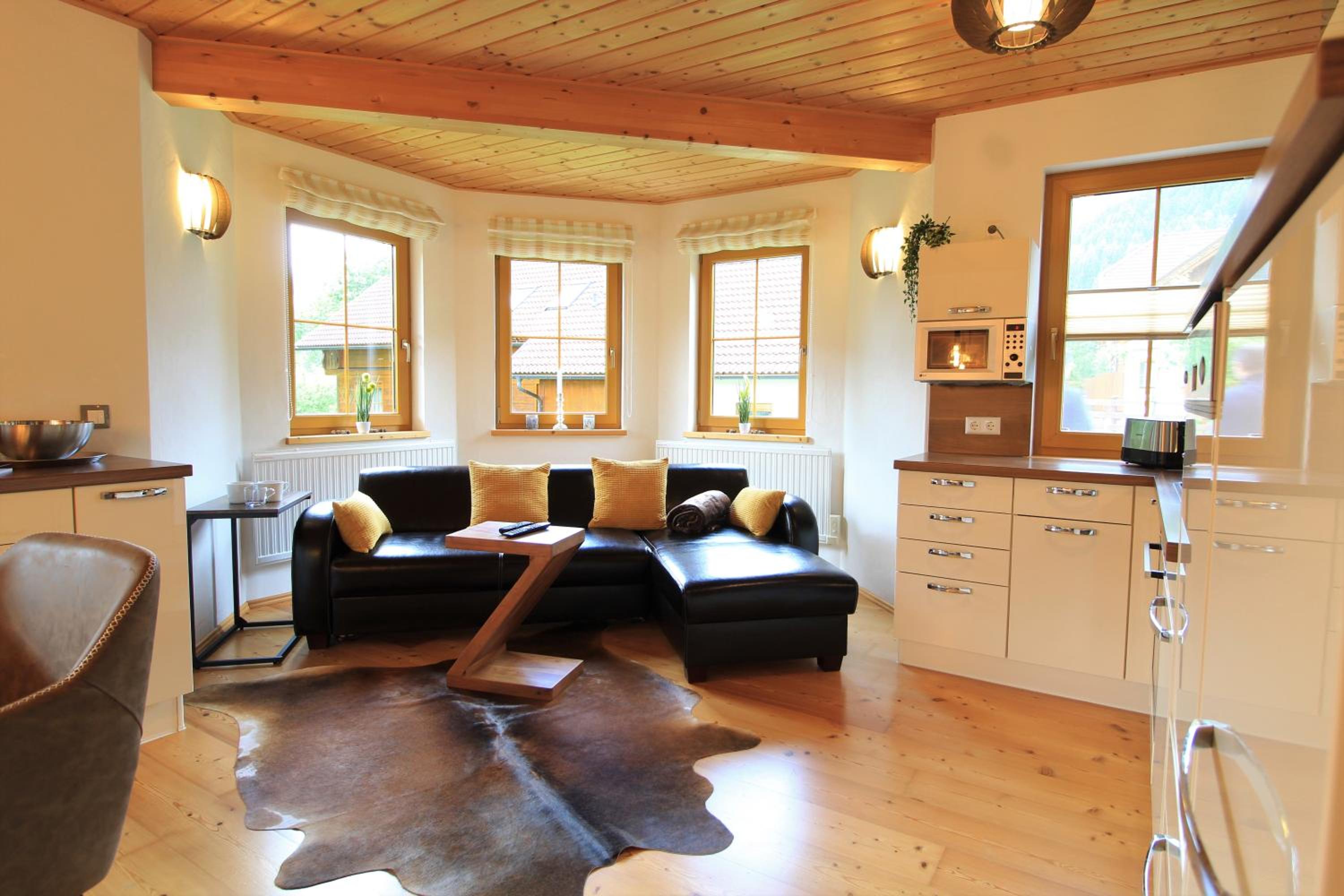 KRAABICHL SUNSHINE APARTMENT