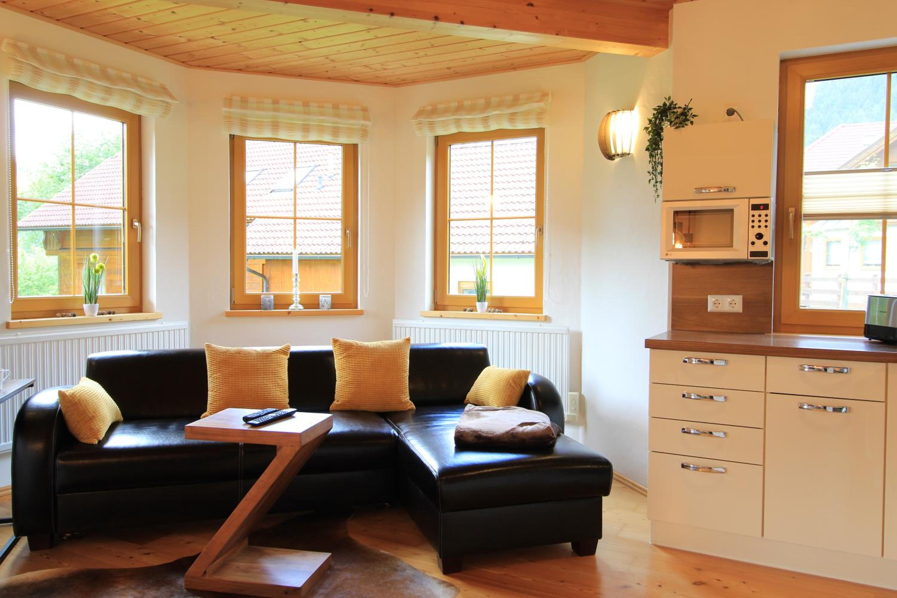 KRAABICHL SUNSHINE APARTMENT