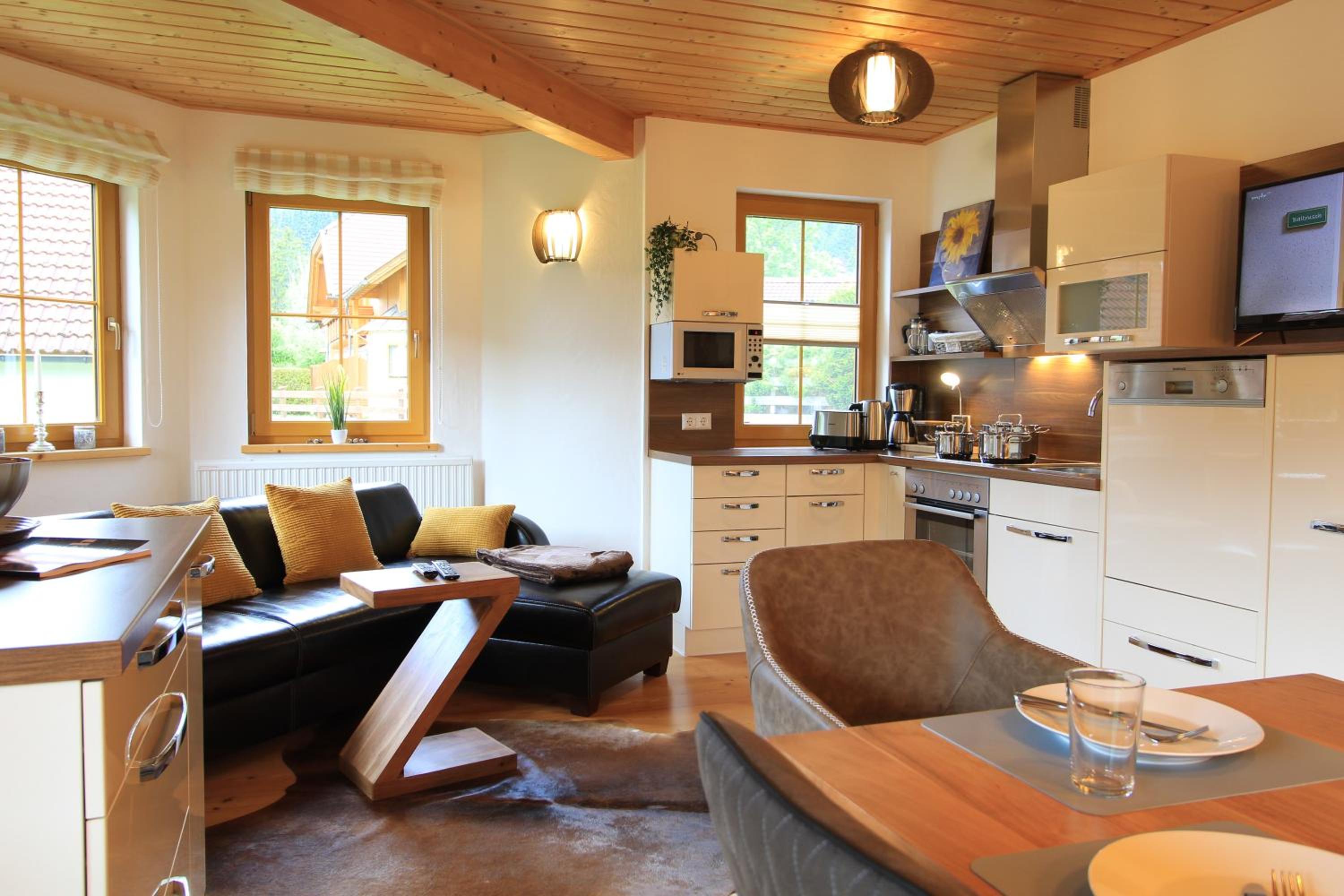 KRAABICHL SUNSHINE APARTMENT