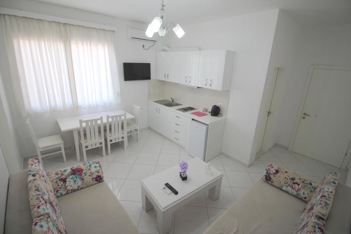 Eleana Apartments
