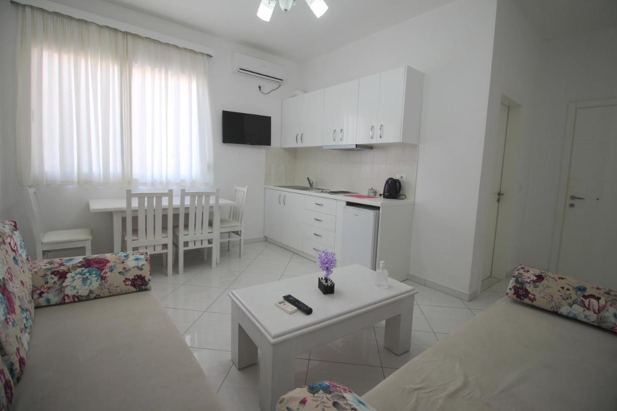 Eleana Apartments