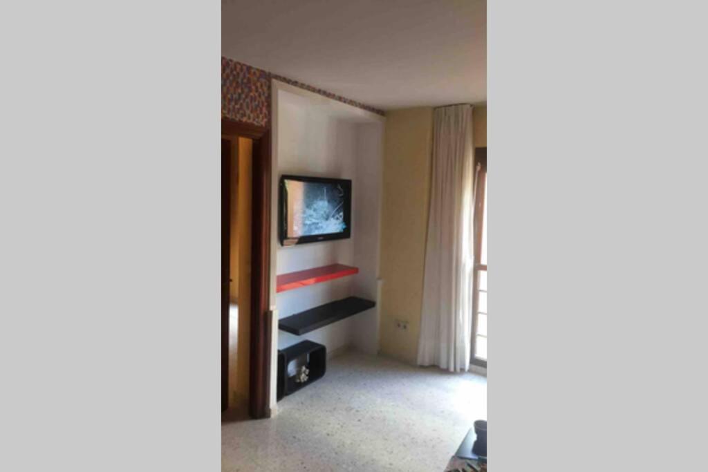 Confortable-tranquilo apartamento junto al centro