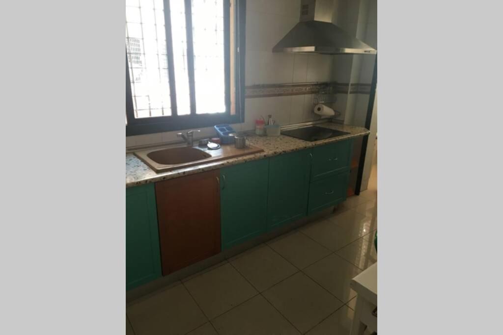 Confortable-tranquilo apartamento junto al centro
