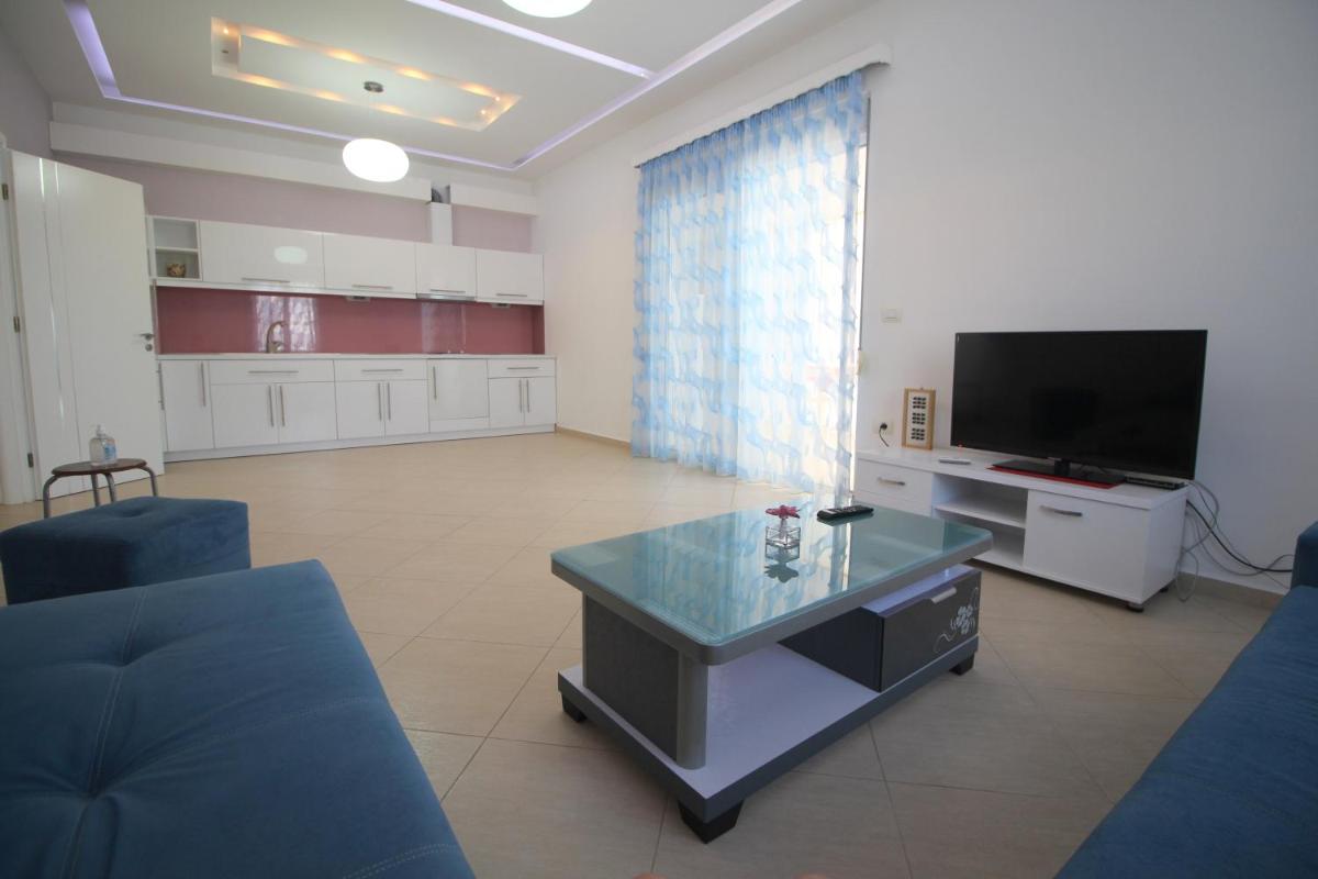 Eleana Apartments