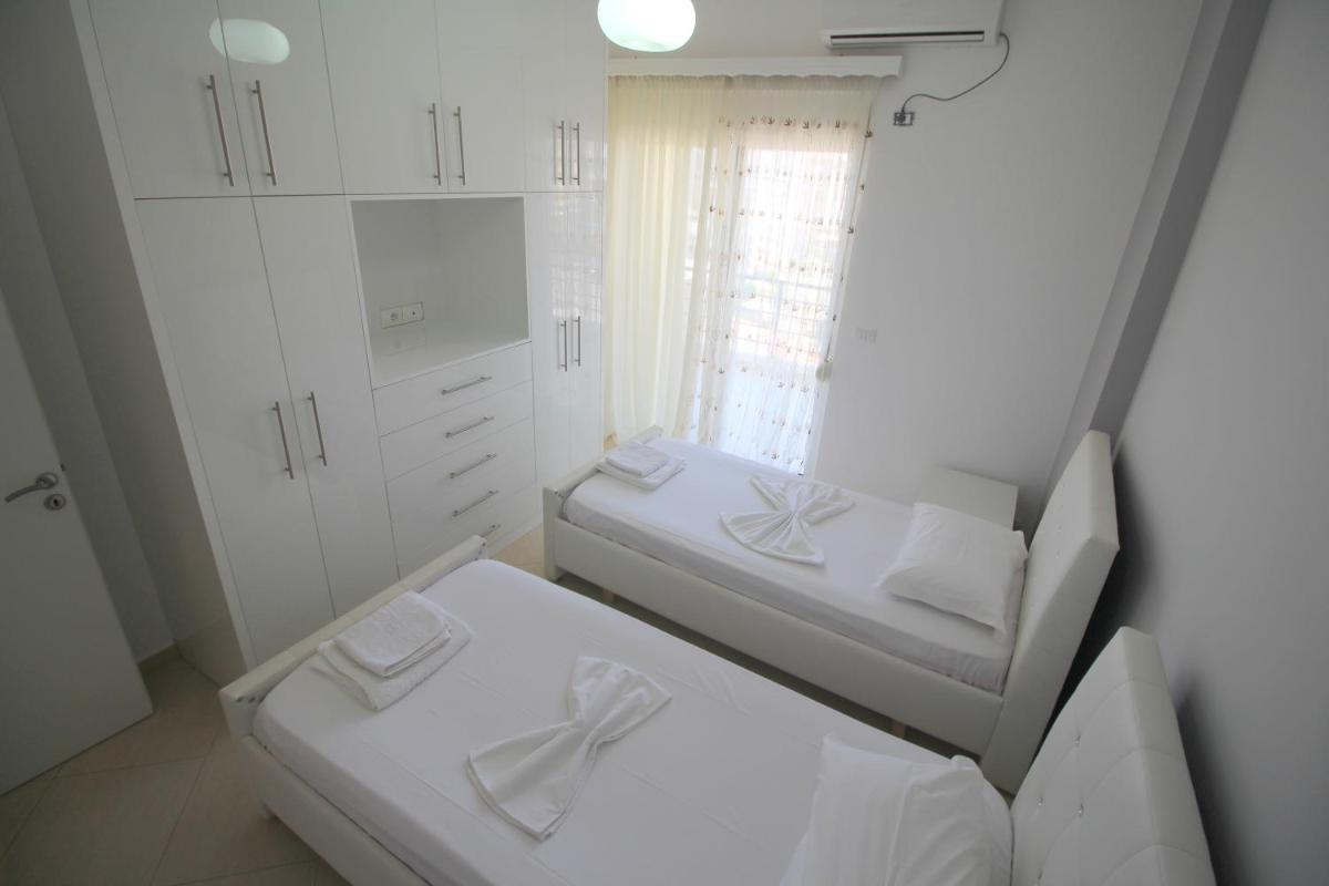 Eleana Apartments