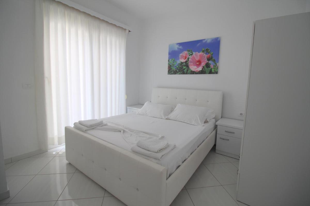 Eleana Apartments