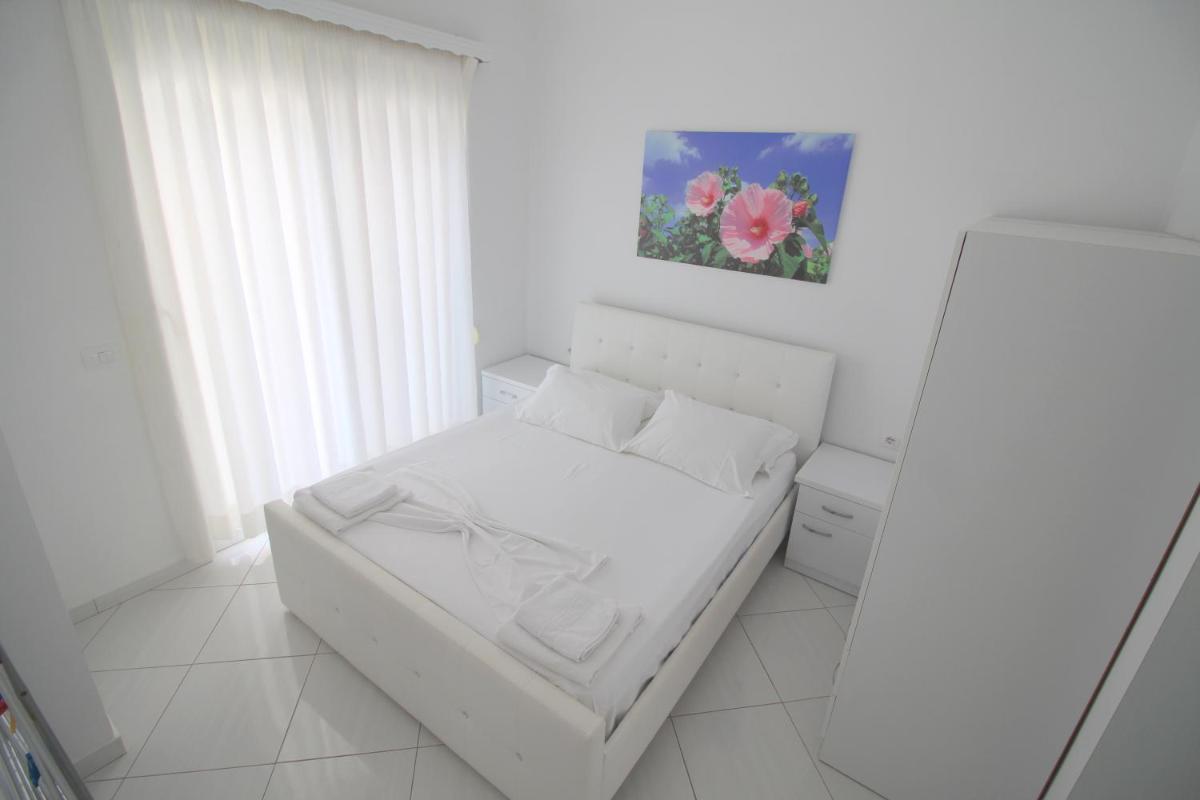 Eleana Apartments
