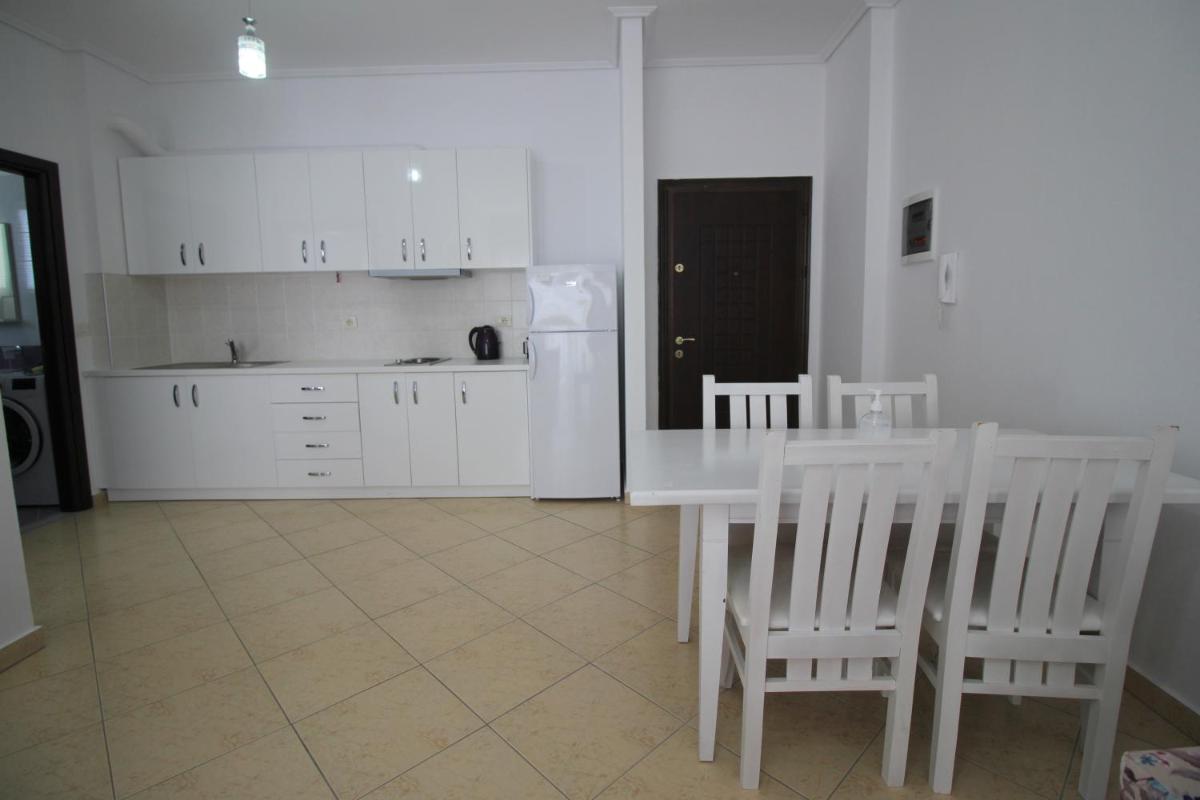 Eleana Apartments