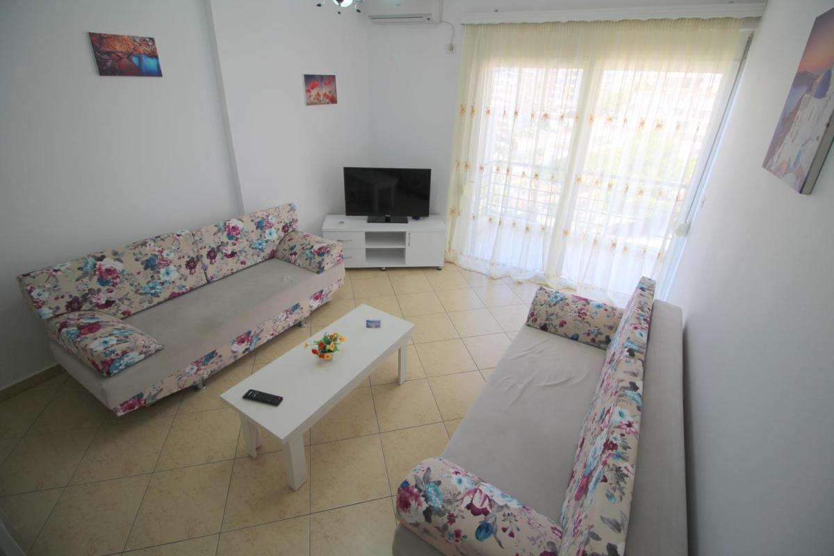 Eleana Apartments