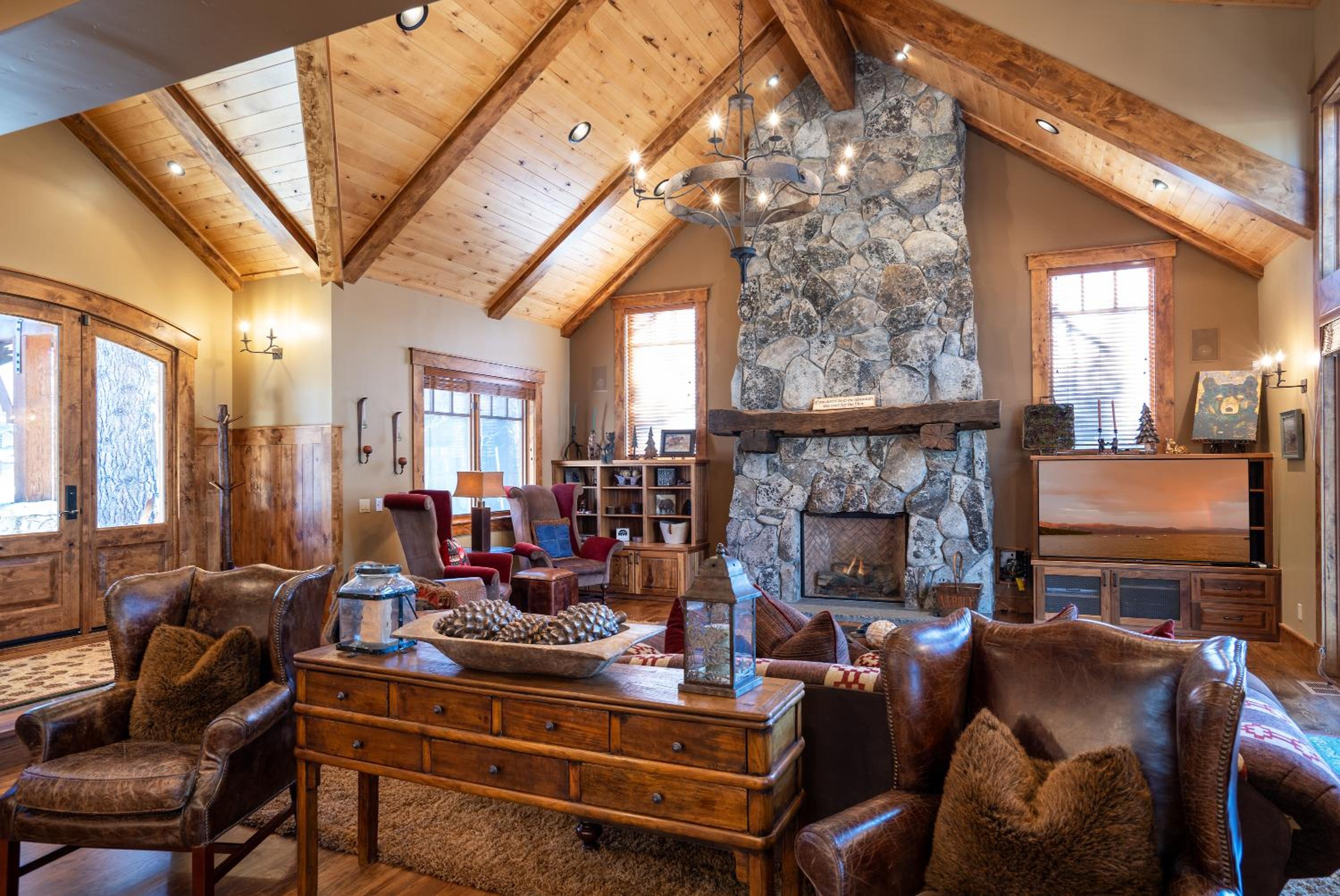 Lake Tahoe Vacations - Luxury 4BD Located at Old Greenwood! - Property Image 34