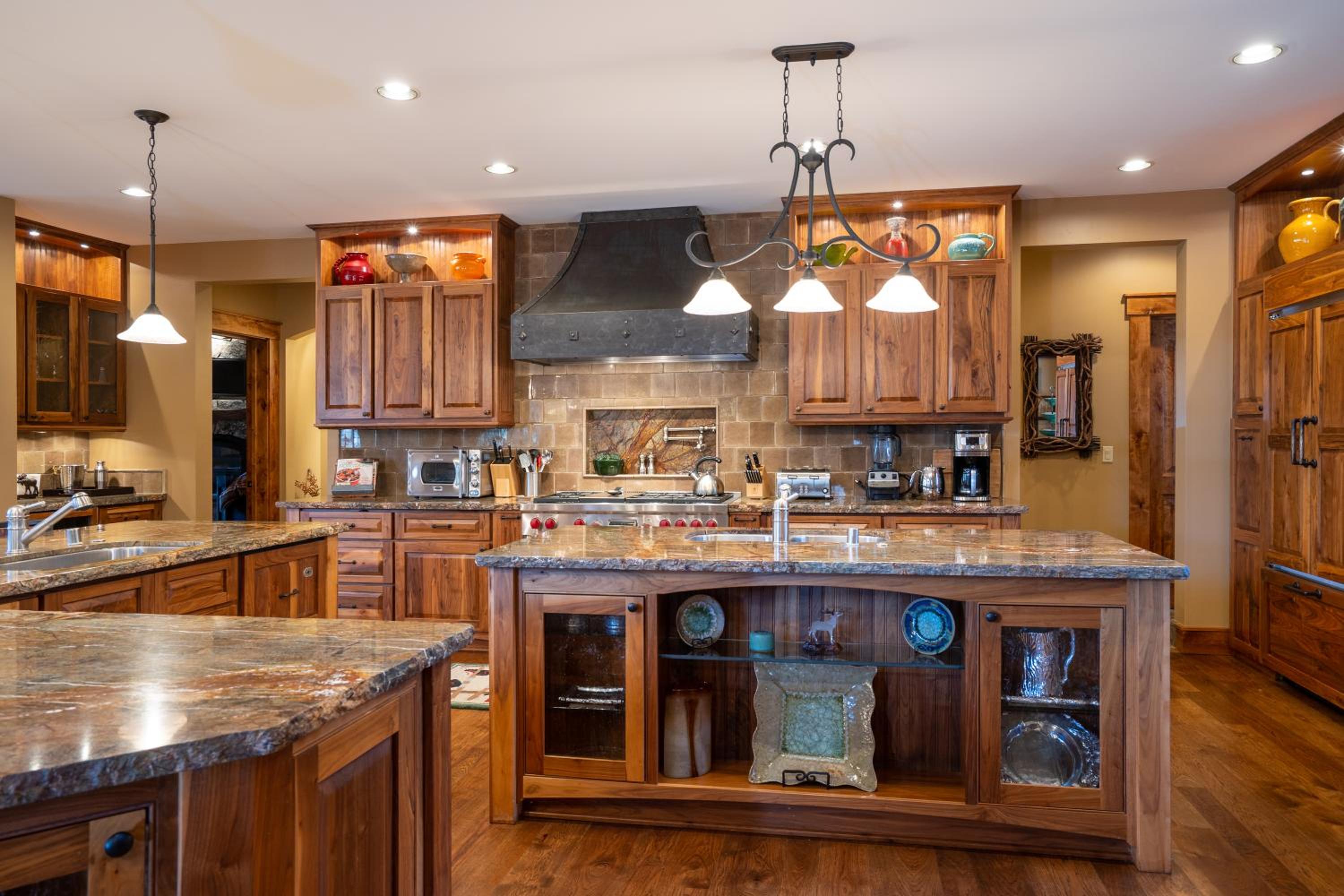 Lake Tahoe Vacations - Luxury 4BD Located at Old Greenwood! - Property Image 31