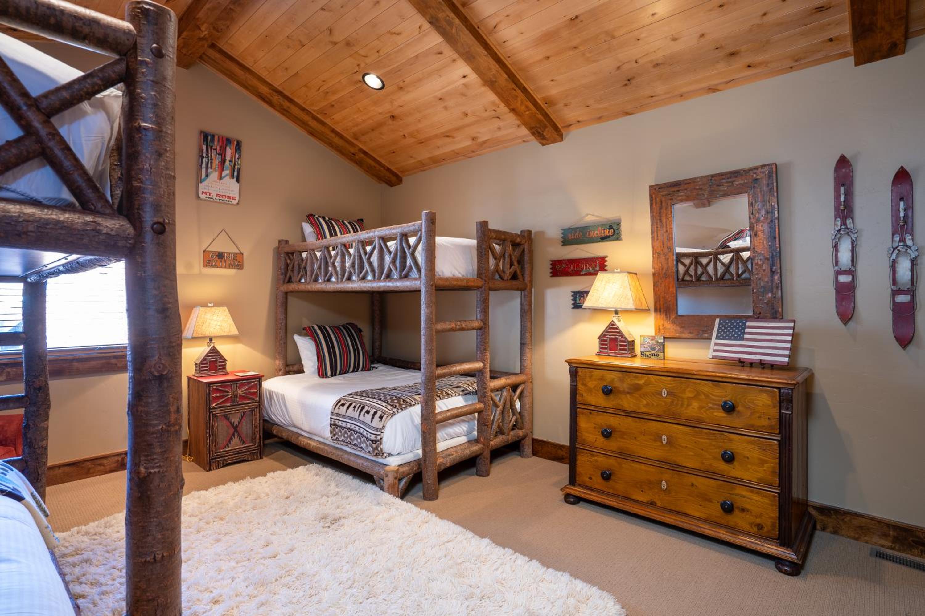 Lake Tahoe Vacations - Luxury 4BD Located at Old Greenwood! - Property Image 7