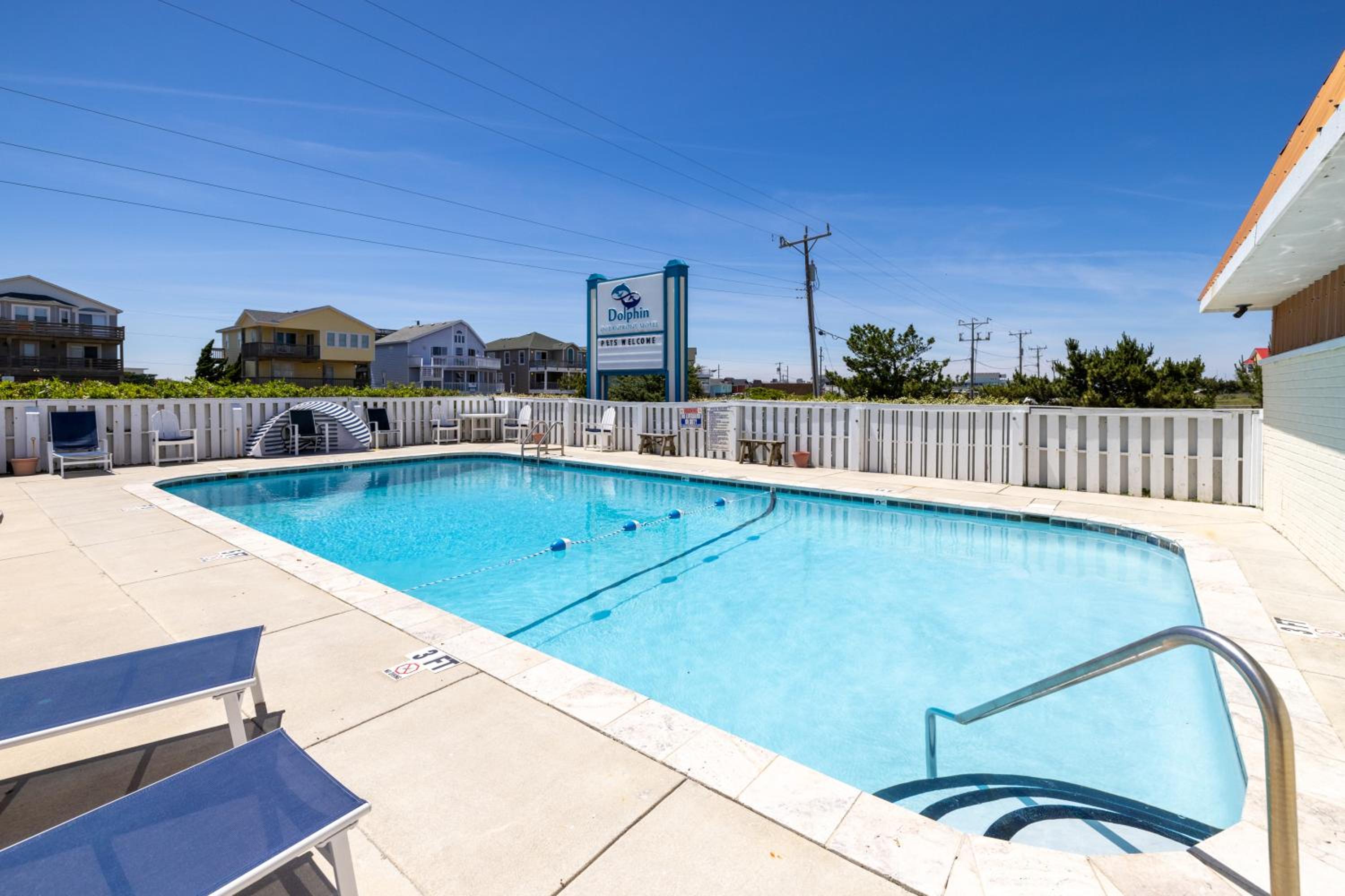 Dolphin Oceanfront Motel - Nags Head