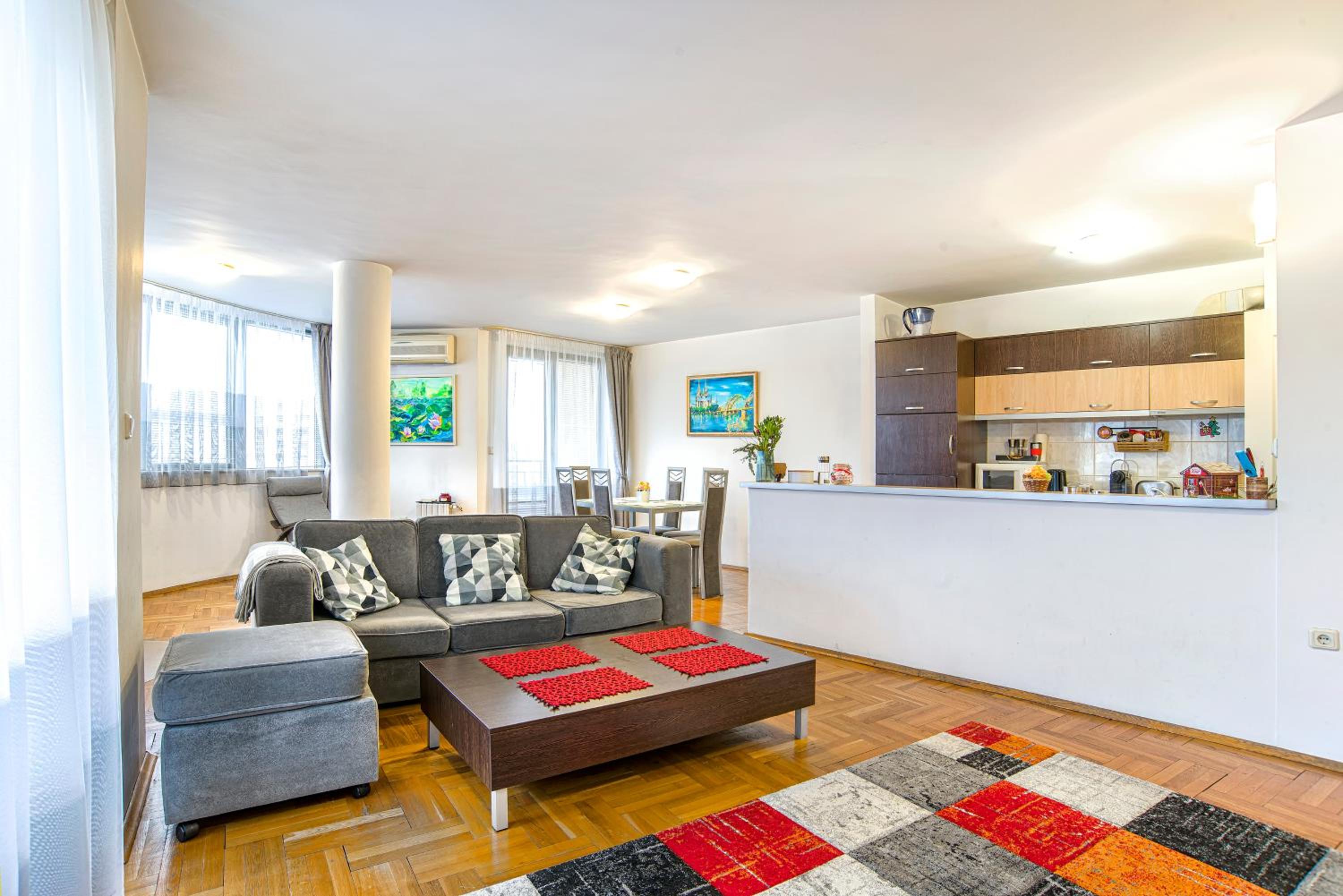 Big 2-Bedroom Apt - Each Stay Triggers Donation to Non-Profit Organisation view 3