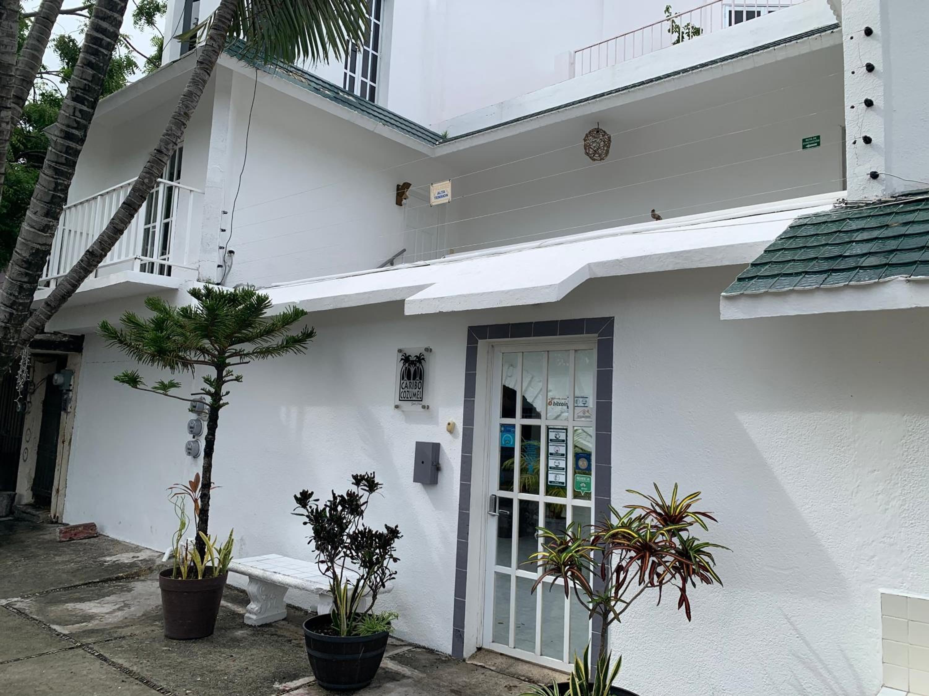 Hotel Caribo Cozumel - Image 1