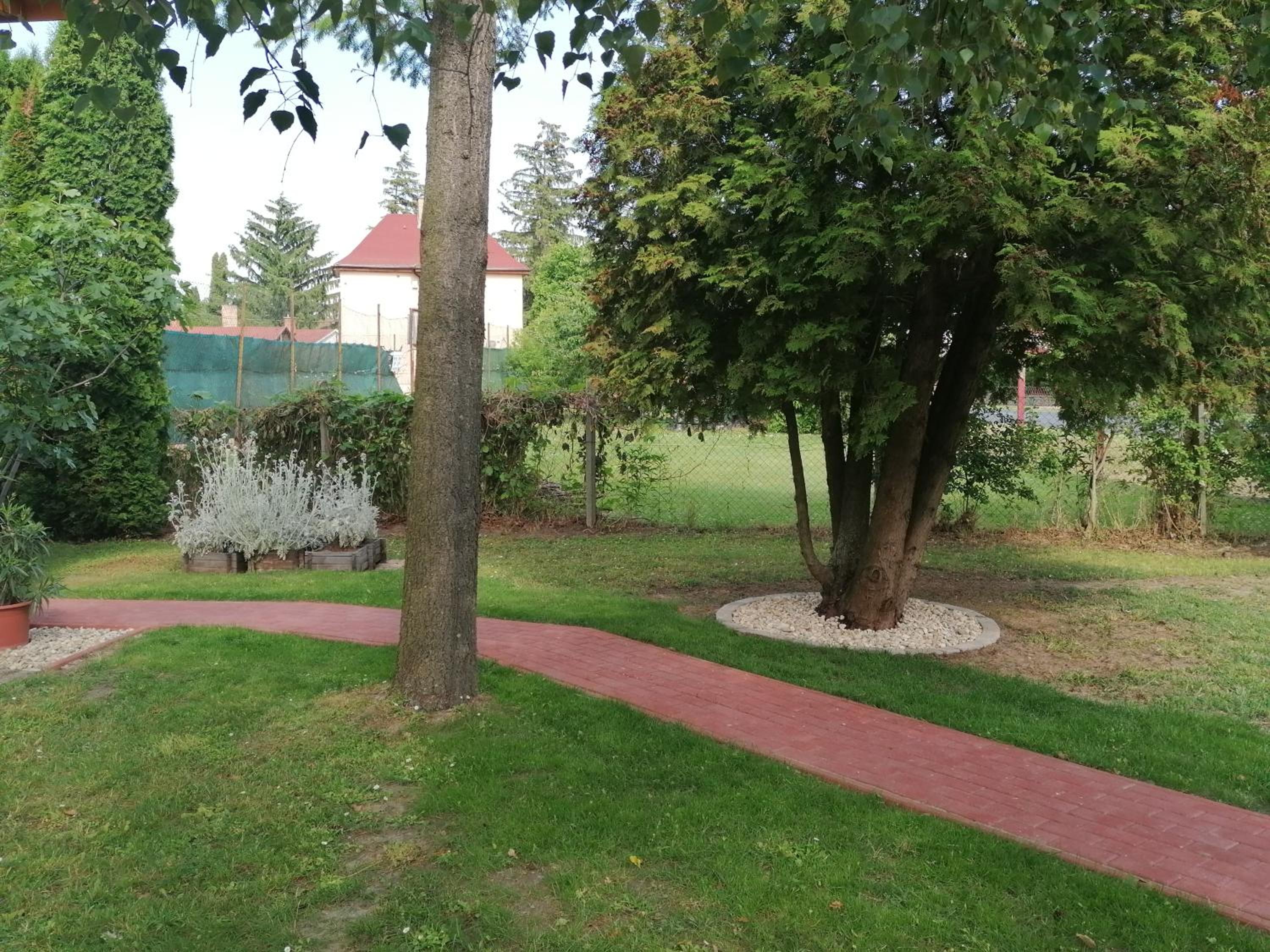 Tamás Bátya Kunyhója