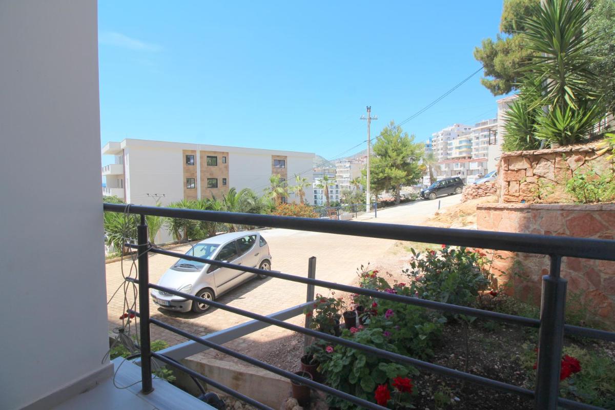 Eleana Apartments